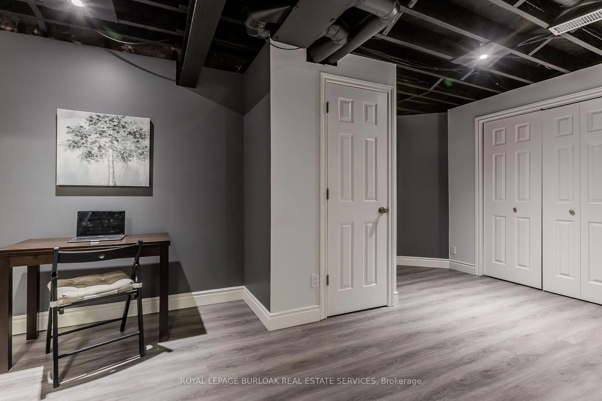 Photo 26 of 2117 Dunmore Avenue, Burlington, Orchard — HOMEH