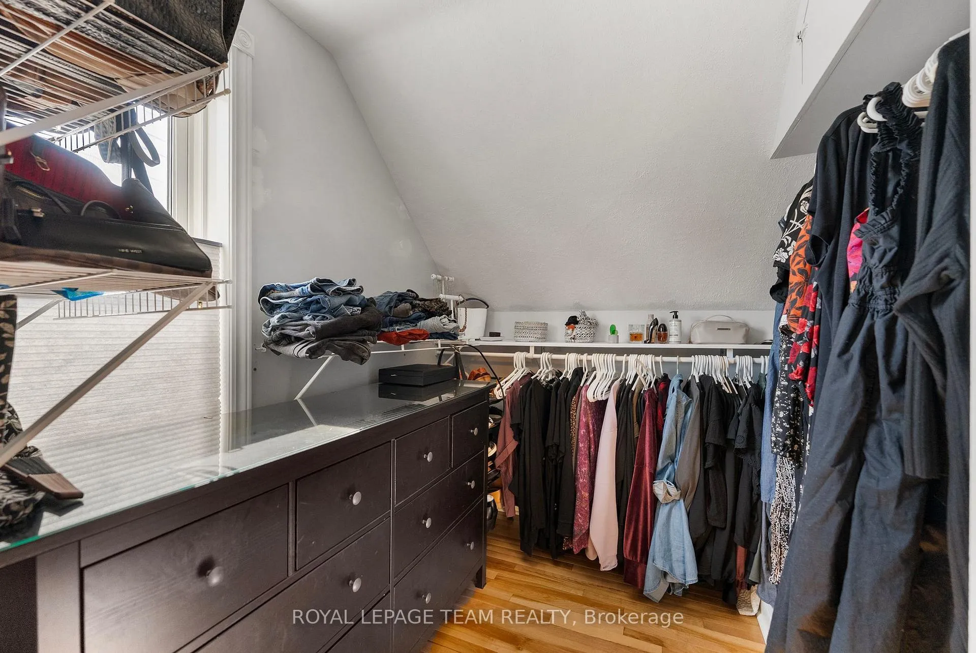 Photo 20 of 212 Prince Street W, Renfrew — HOMEH