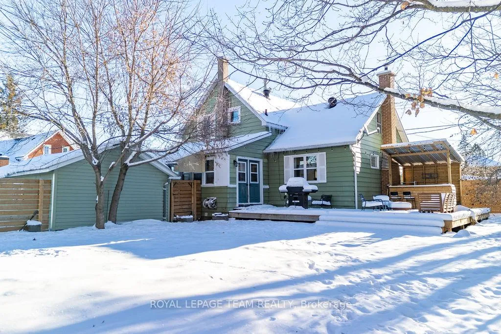 Photo 25 of 212 Prince Street W, Renfrew — HOMEH