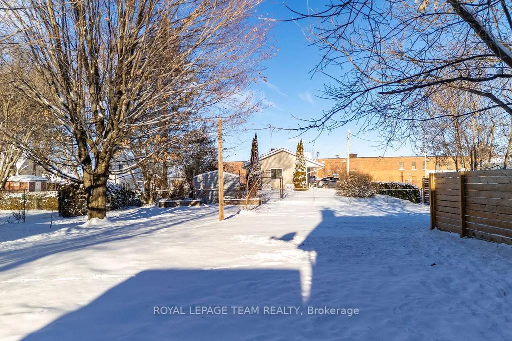 Photo 32 of 212 Prince Street W, Renfrew — HOMEH