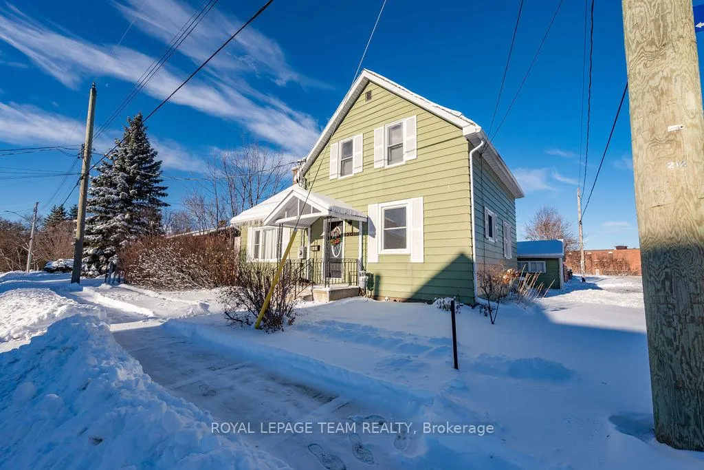 Photo 38 of 212 Prince Street W, Renfrew — HOMEH