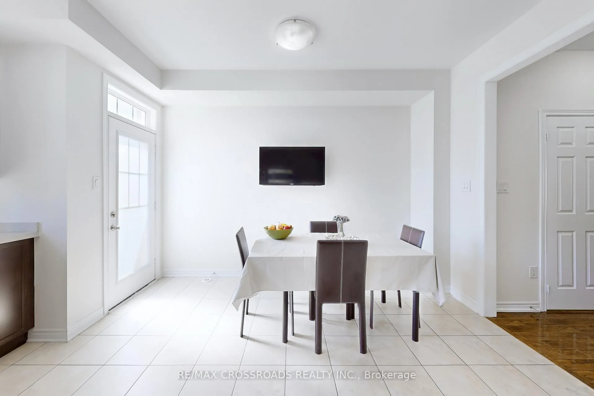 Photo 15 of 7 Gadani Drive, Markham, Greensborough — HOMEH