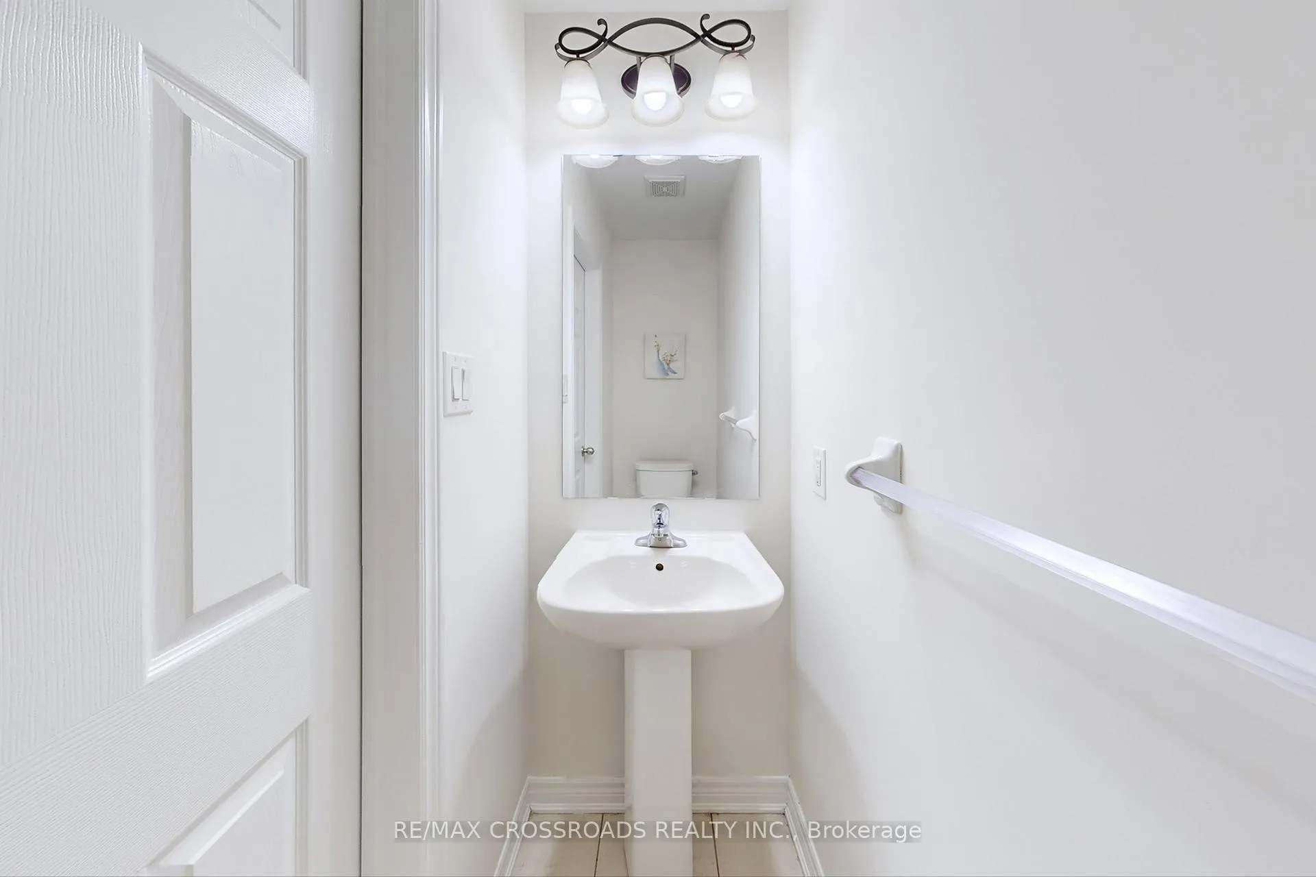 Photo 16 of 7 Gadani Drive, Markham, Greensborough — HOMEH