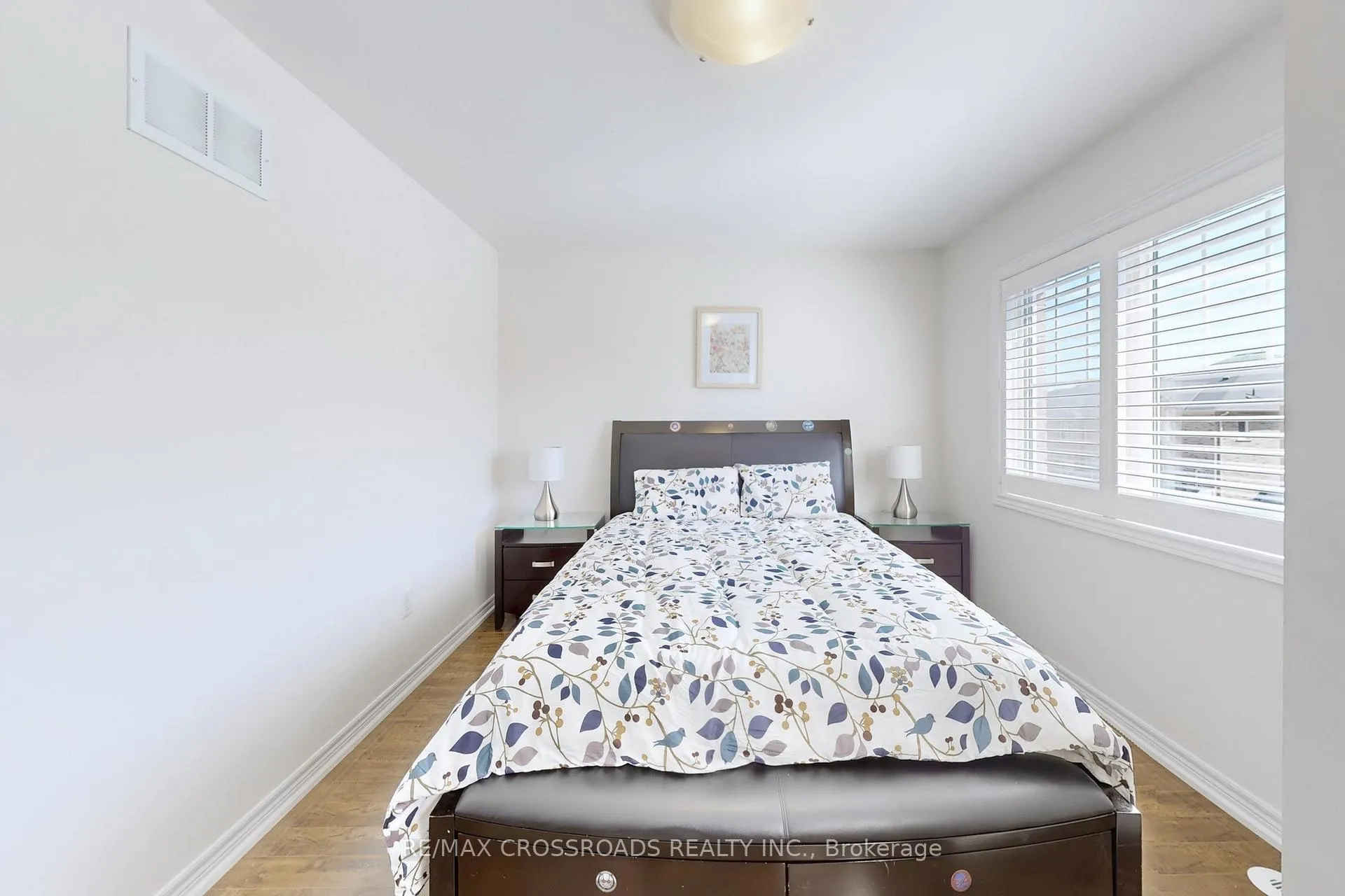 Photo 24 of 7 Gadani Drive, Markham, Greensborough — HOMEH