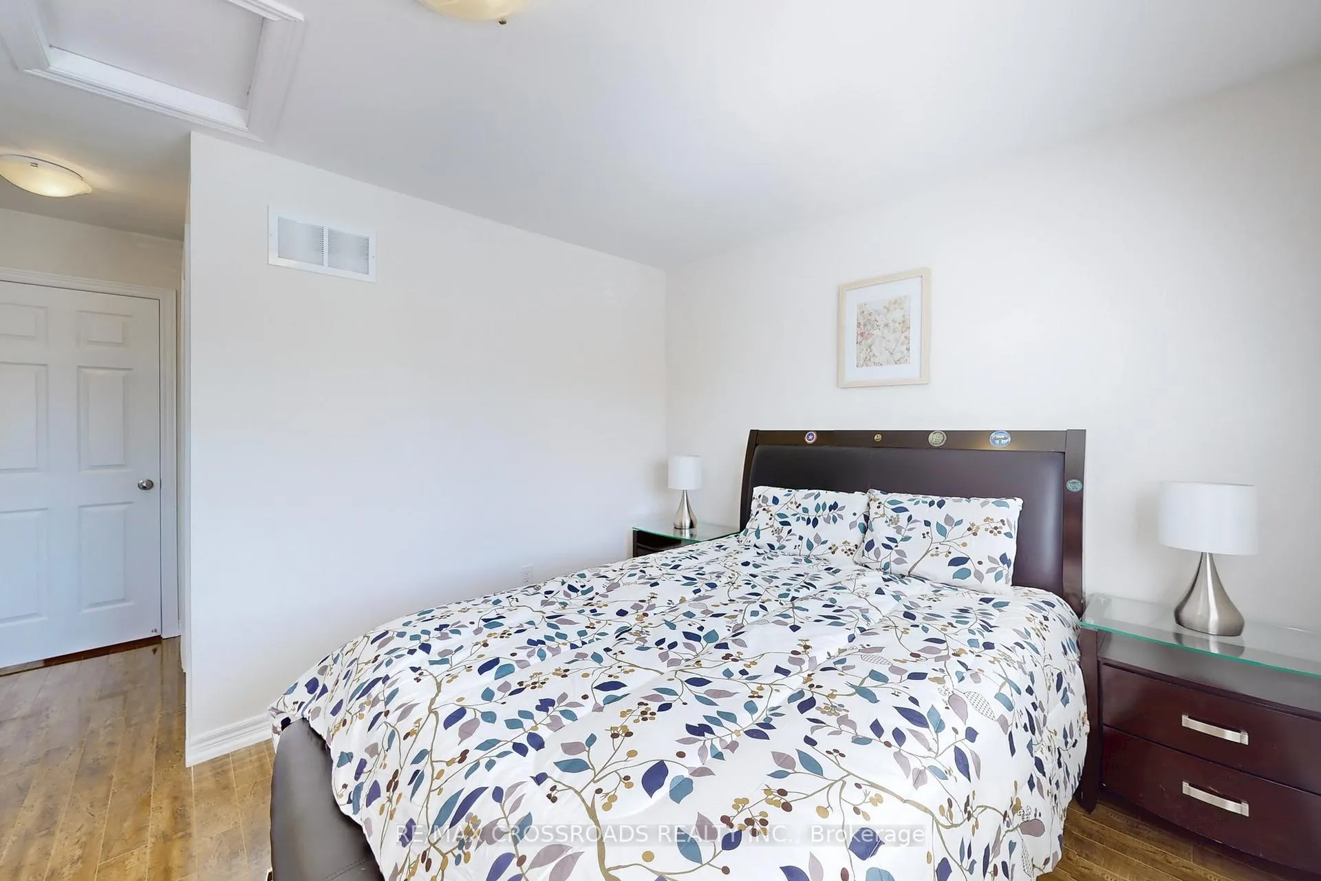 Photo 25 of 7 Gadani Drive, Markham, Greensborough — HOMEH