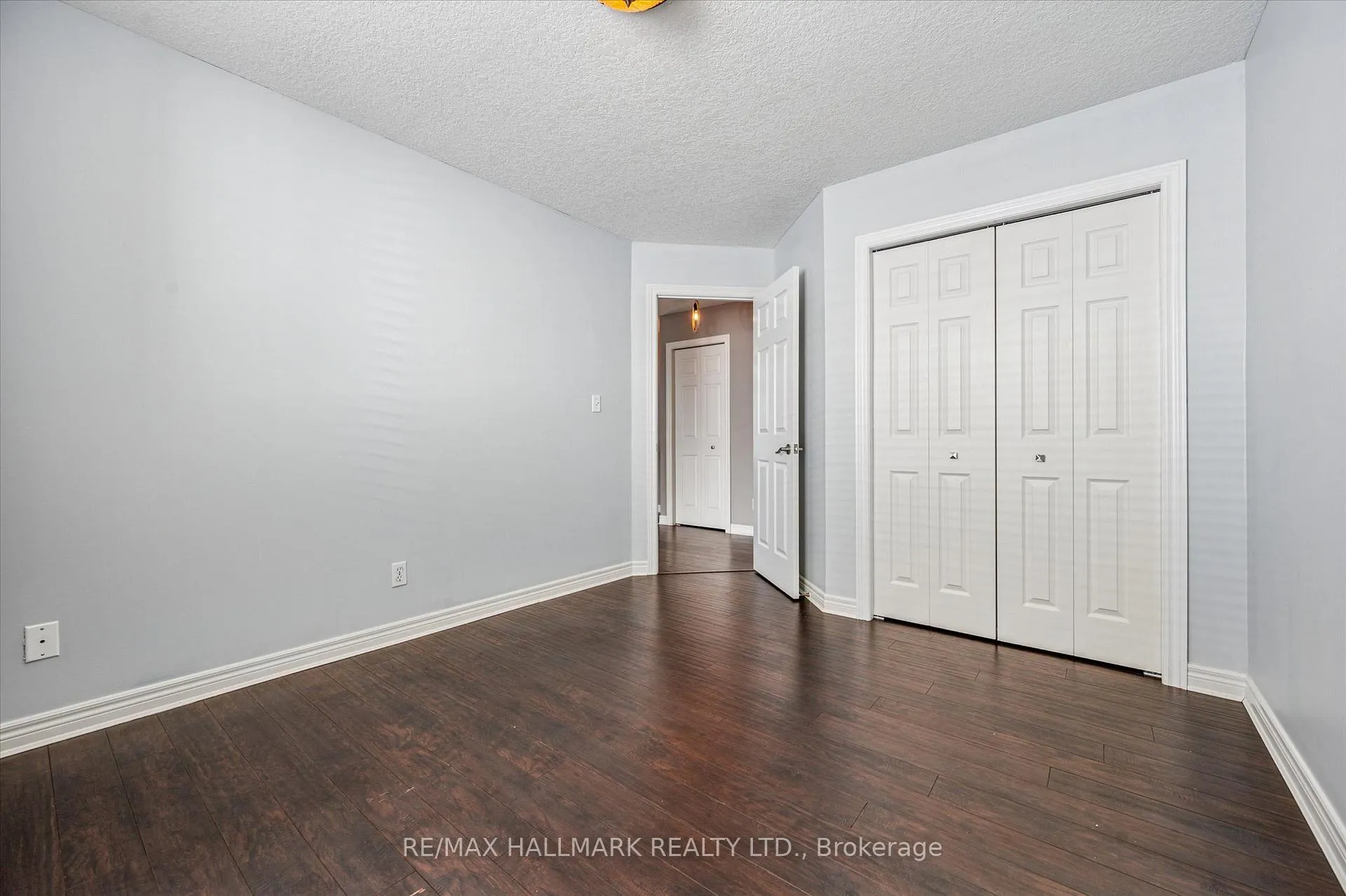 Photo 17 of 503 Brigantine Drive, Waterloo — HOMEH