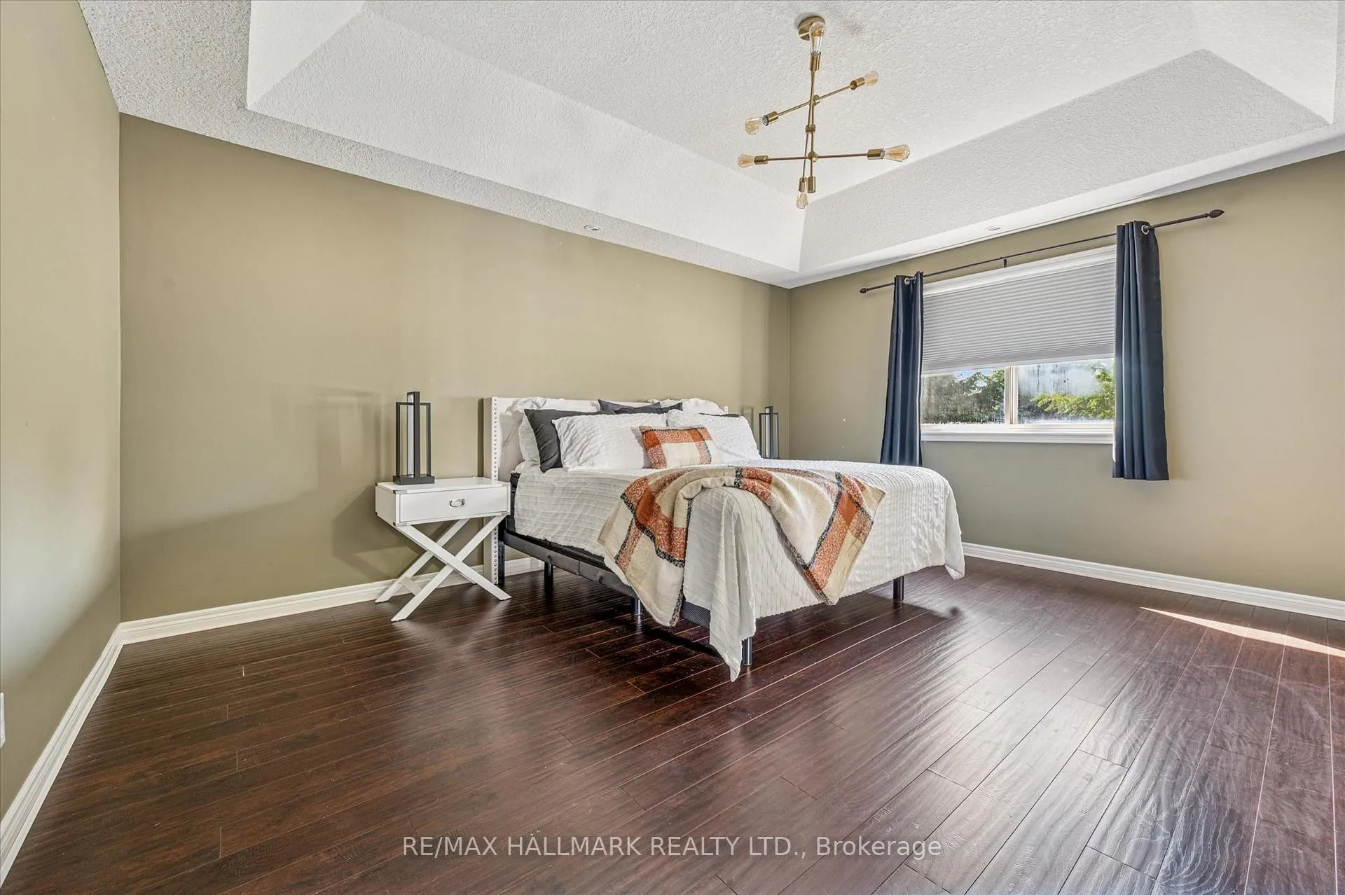 Photo 20 of 503 Brigantine Drive, Waterloo — HOMEH