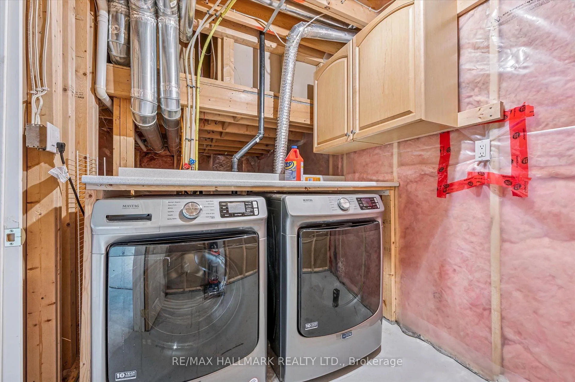 Photo 27 of 503 Brigantine Drive, Waterloo — HOMEH