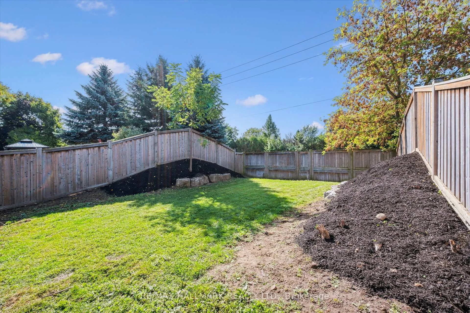 Photo 31 of 503 Brigantine Drive, Waterloo — HOMEH