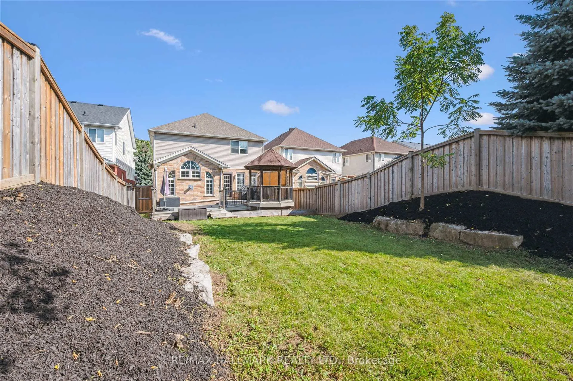 Photo 32 of 503 Brigantine Drive, Waterloo — HOMEH