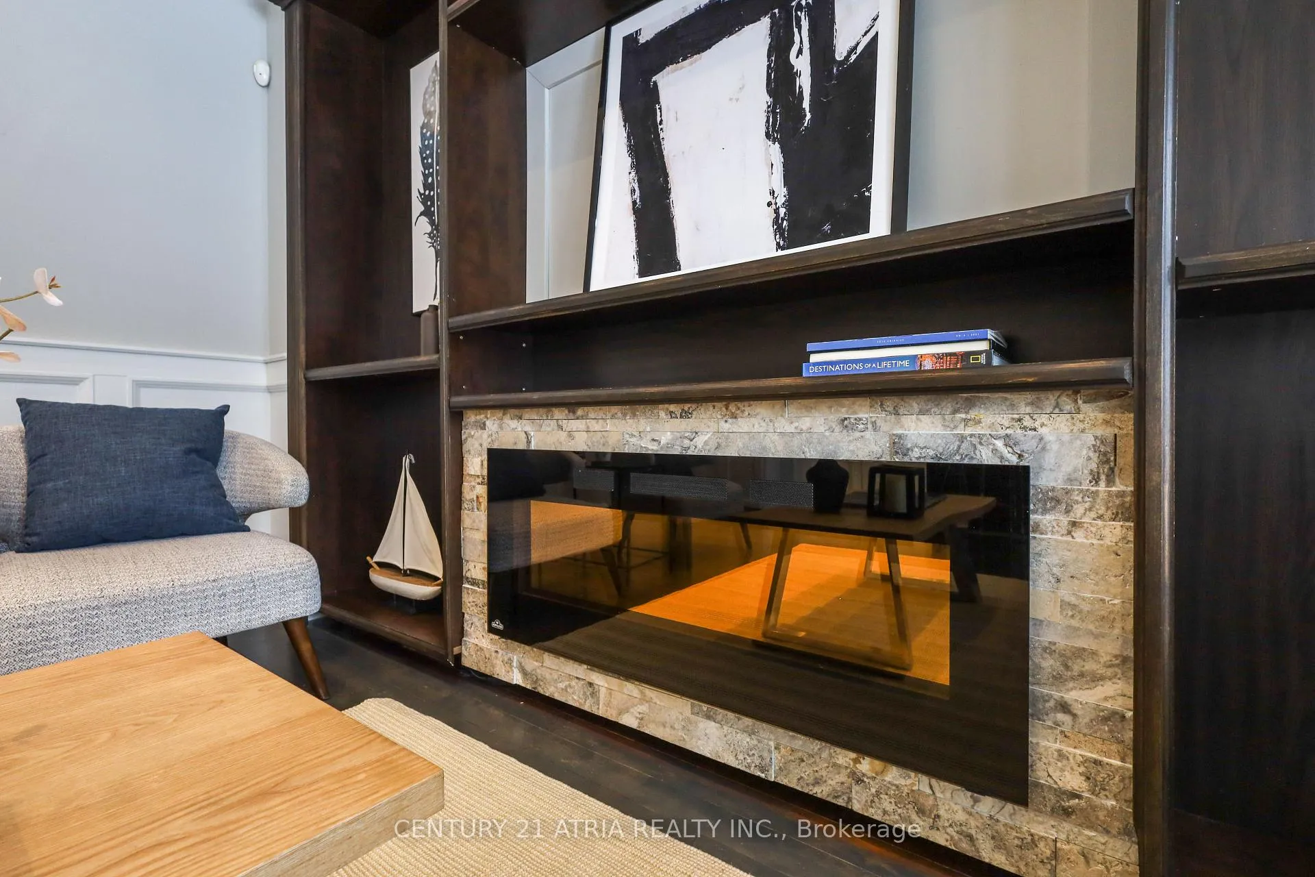 Photo 20 of 18 Clover Street, Markham, Greensborough — HOMEH