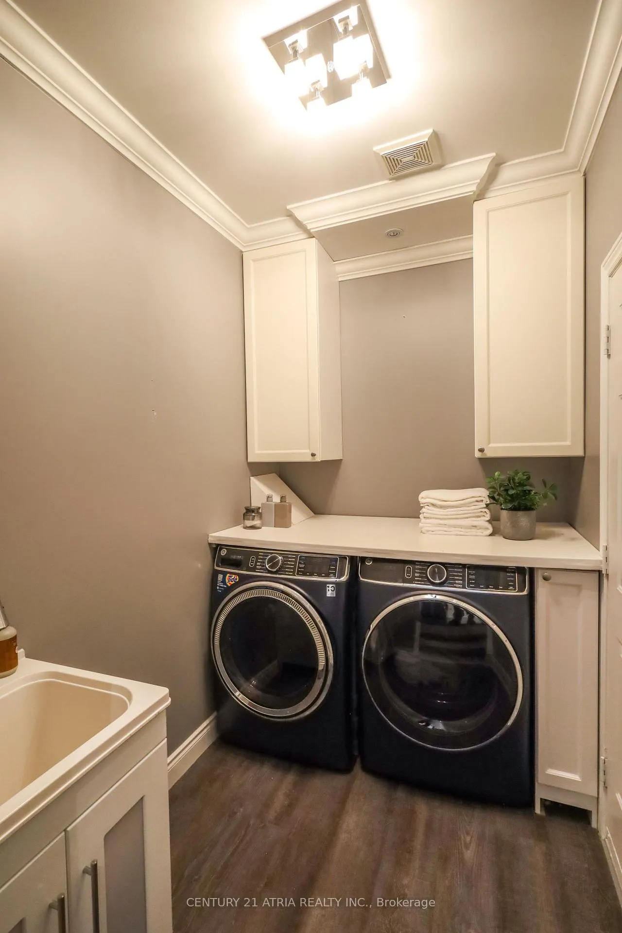 Photo 45 of 18 Clover Street, Markham, Greensborough — HOMEH