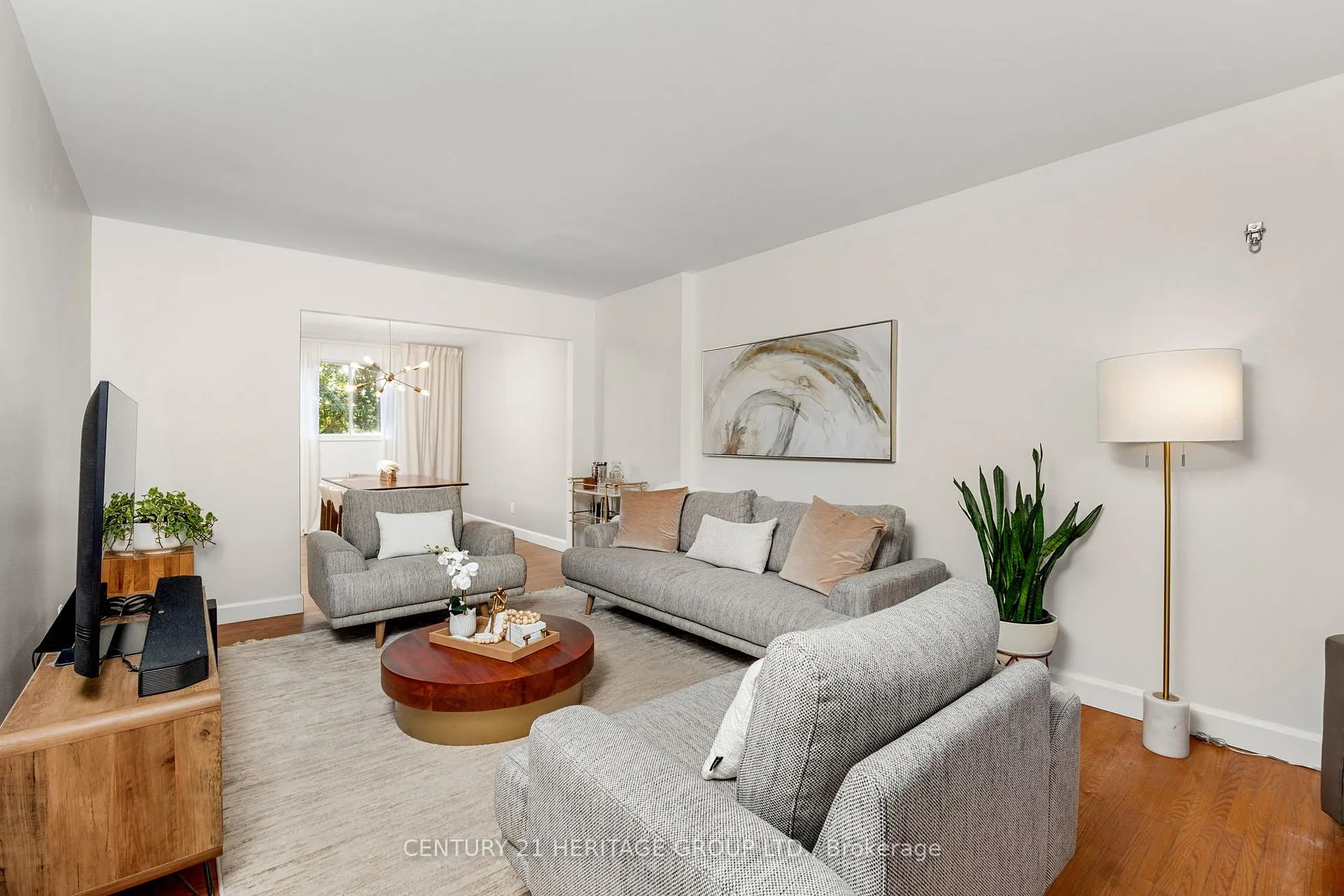 Photo 4 of 54 Glen Avon Crescent, Kitchener — HOMEH