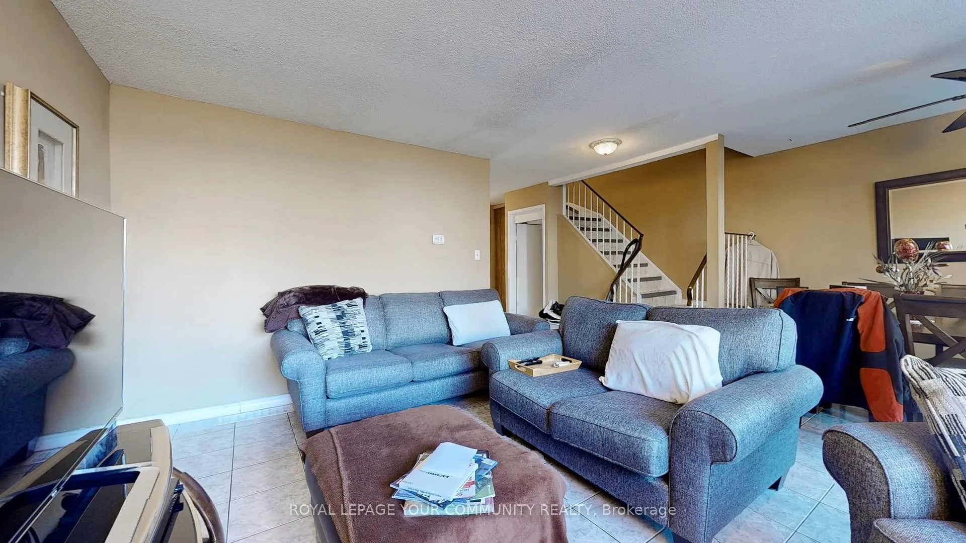 Photo 5 of 86 Andrea Lane, Vaughan, East Woodbridge — HOMEH