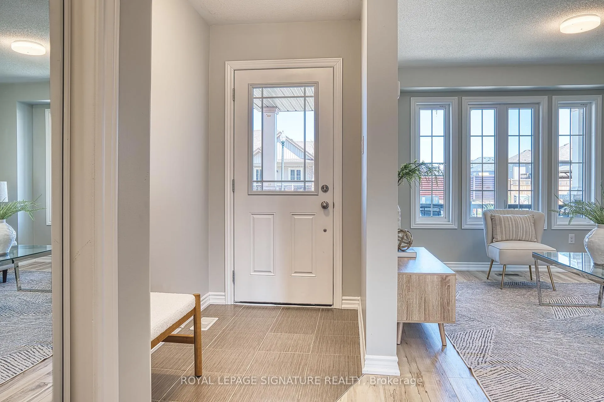 Photo 7 of 410 Armstrong Street W, North Perth, Listowel — HOMEH