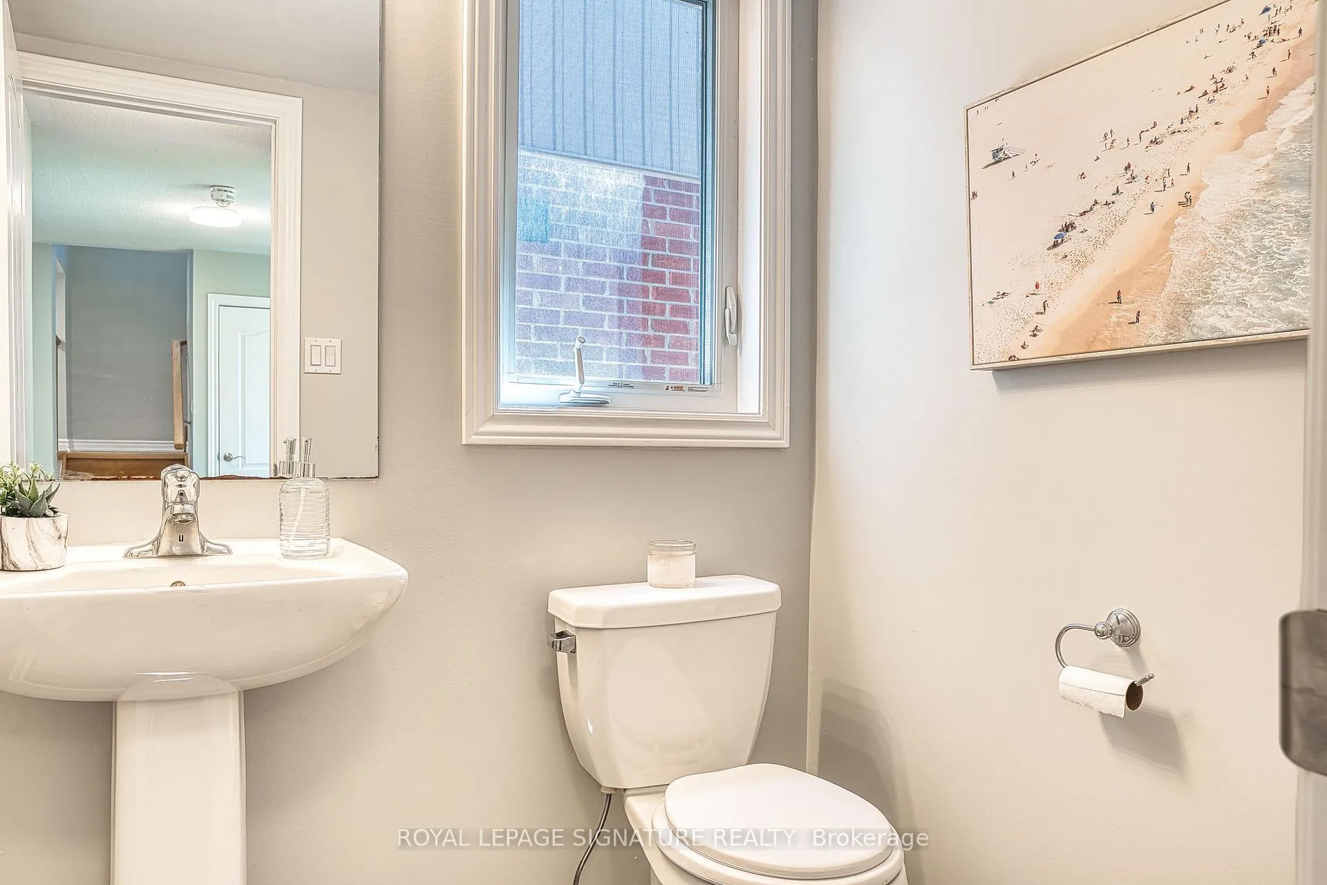 Photo 16 of 410 Armstrong Street W, North Perth, Listowel — HOMEH