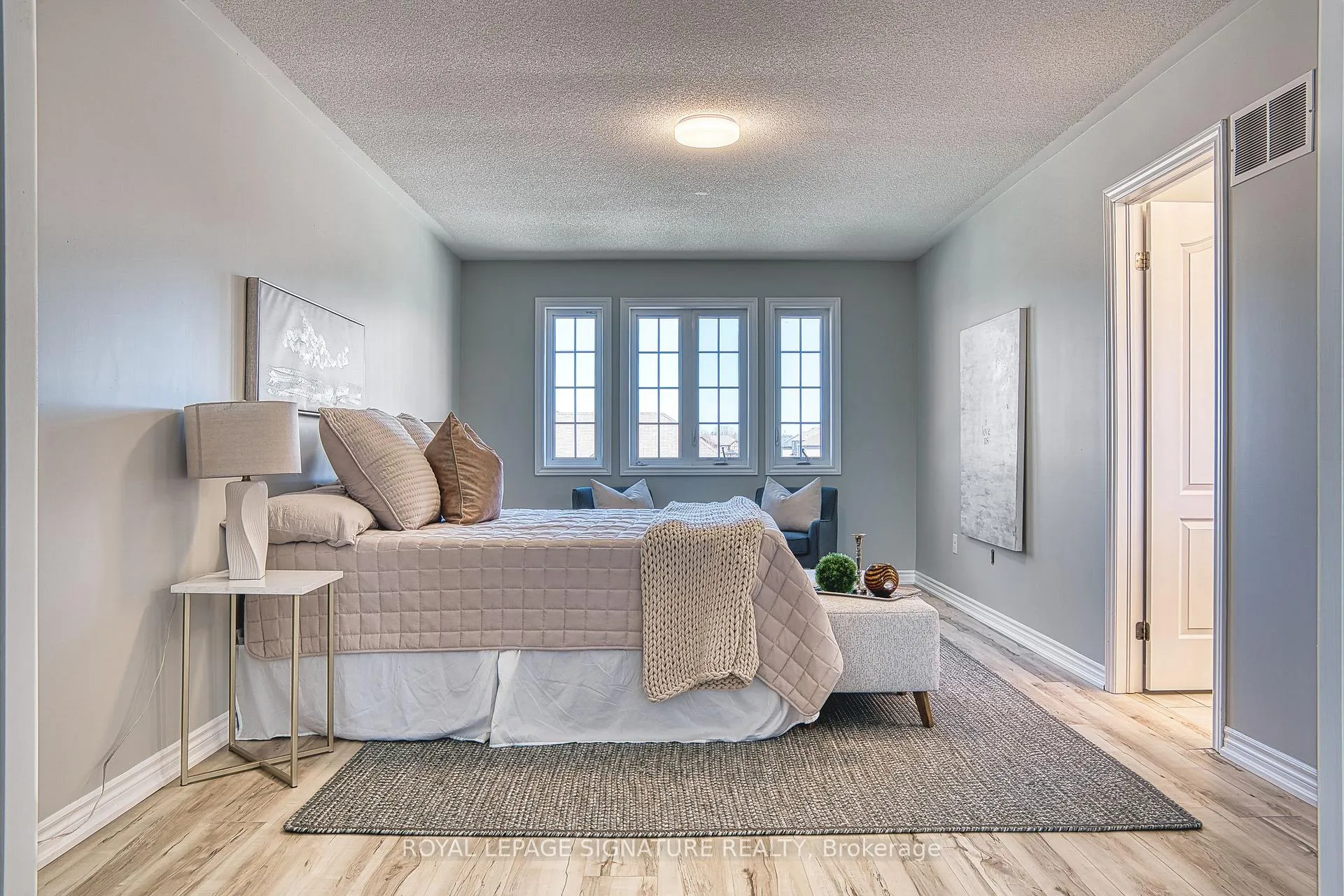 Photo 17 of 410 Armstrong Street W, North Perth, Listowel — HOMEH