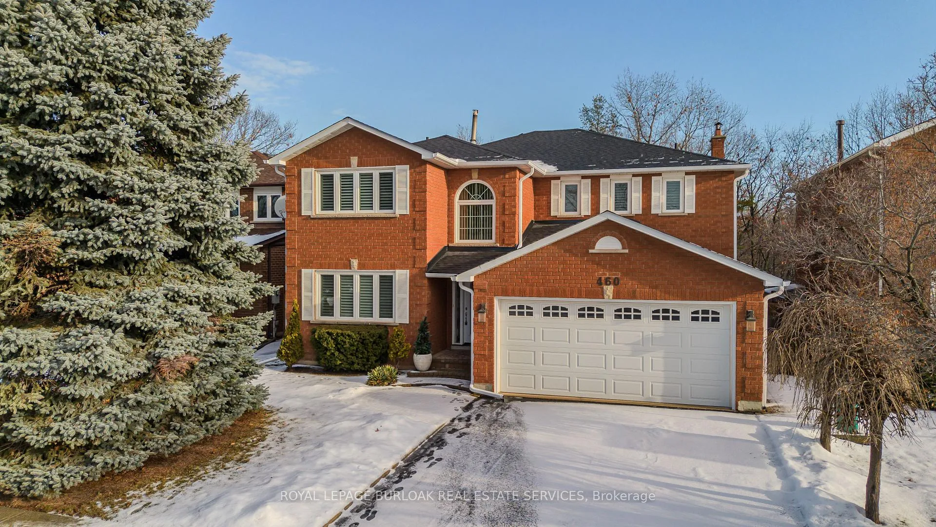 Photo 2 of 460 Hedgerow Lane, Oakville, Wedgewood Creek — HOMEH