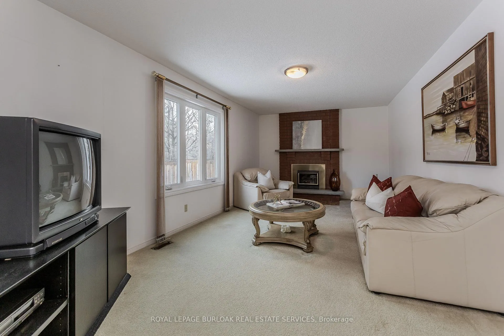Photo 15 of 460 Hedgerow Lane, Oakville, Wedgewood Creek — HOMEH