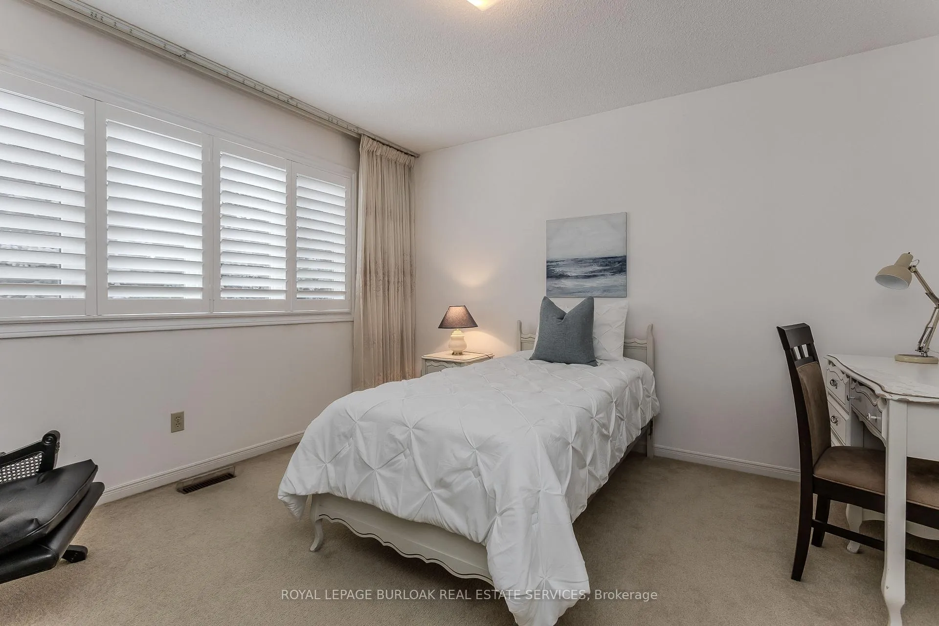 Photo 28 of 460 Hedgerow Lane, Oakville, Wedgewood Creek — HOMEH