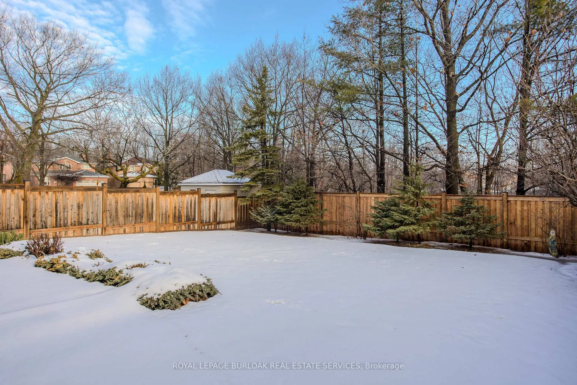 Photo 41 of 460 Hedgerow Lane, Oakville, Wedgewood Creek — HOMEH
