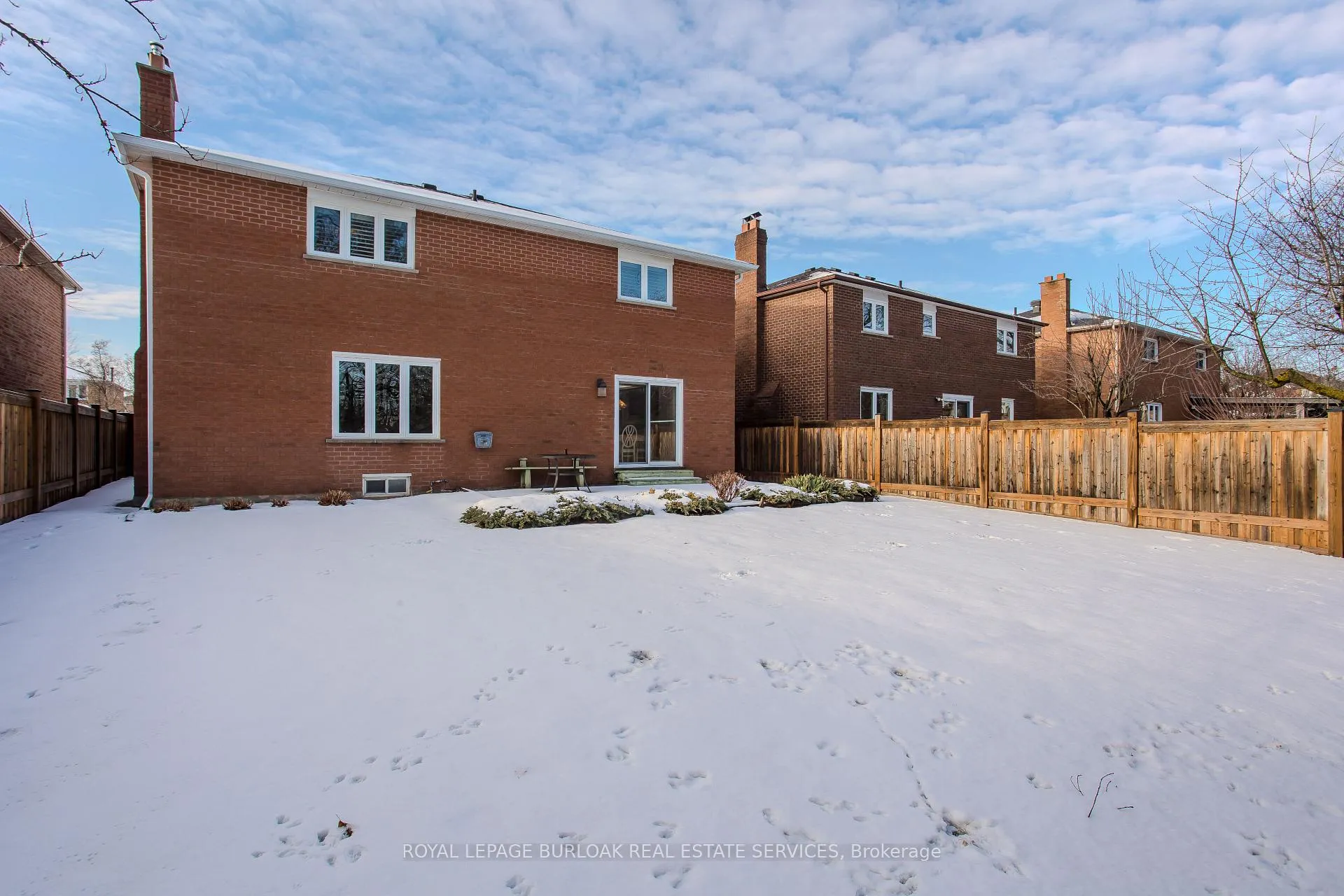 Photo 42 of 460 Hedgerow Lane, Oakville, Wedgewood Creek — HOMEH