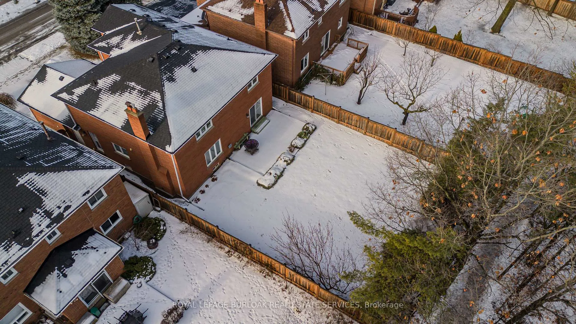 Photo 46 of 460 Hedgerow Lane, Oakville, Wedgewood Creek — HOMEH