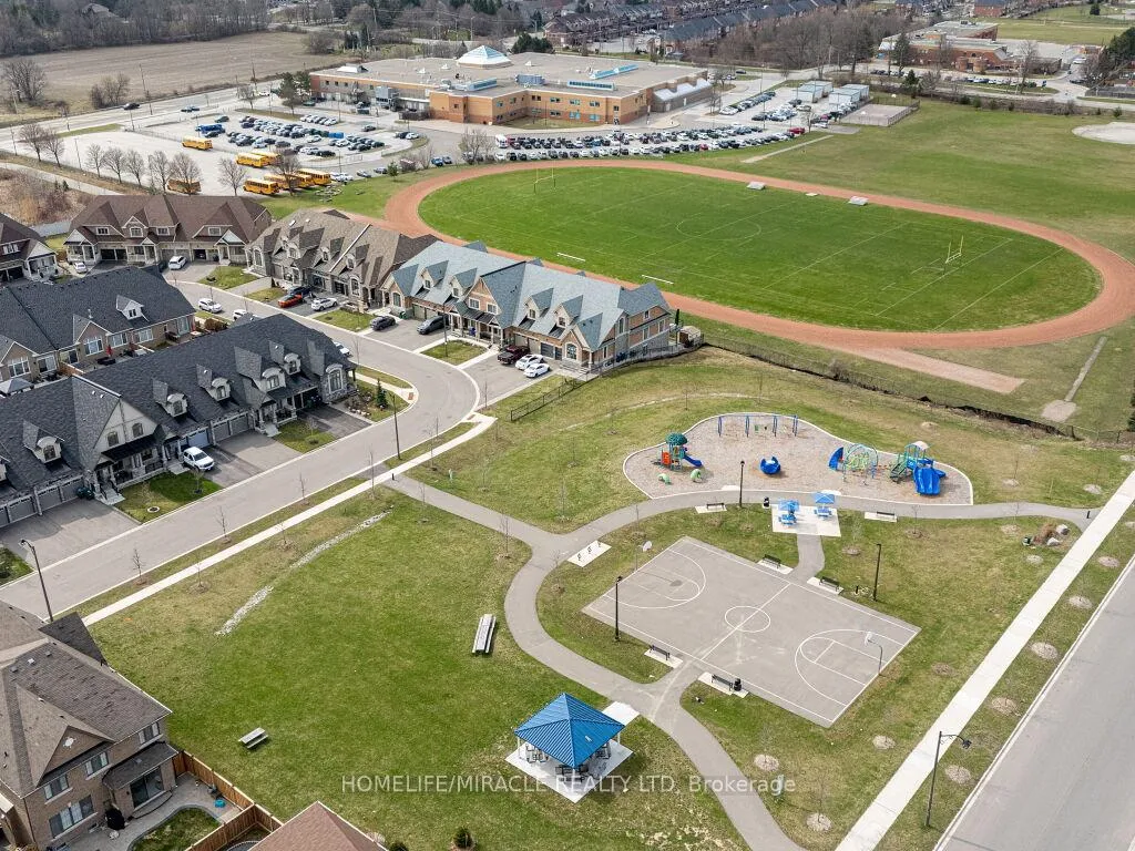 Photo 45 of 52 Albert Spencer Avenue, Caledon, Caledon East — HOMEH