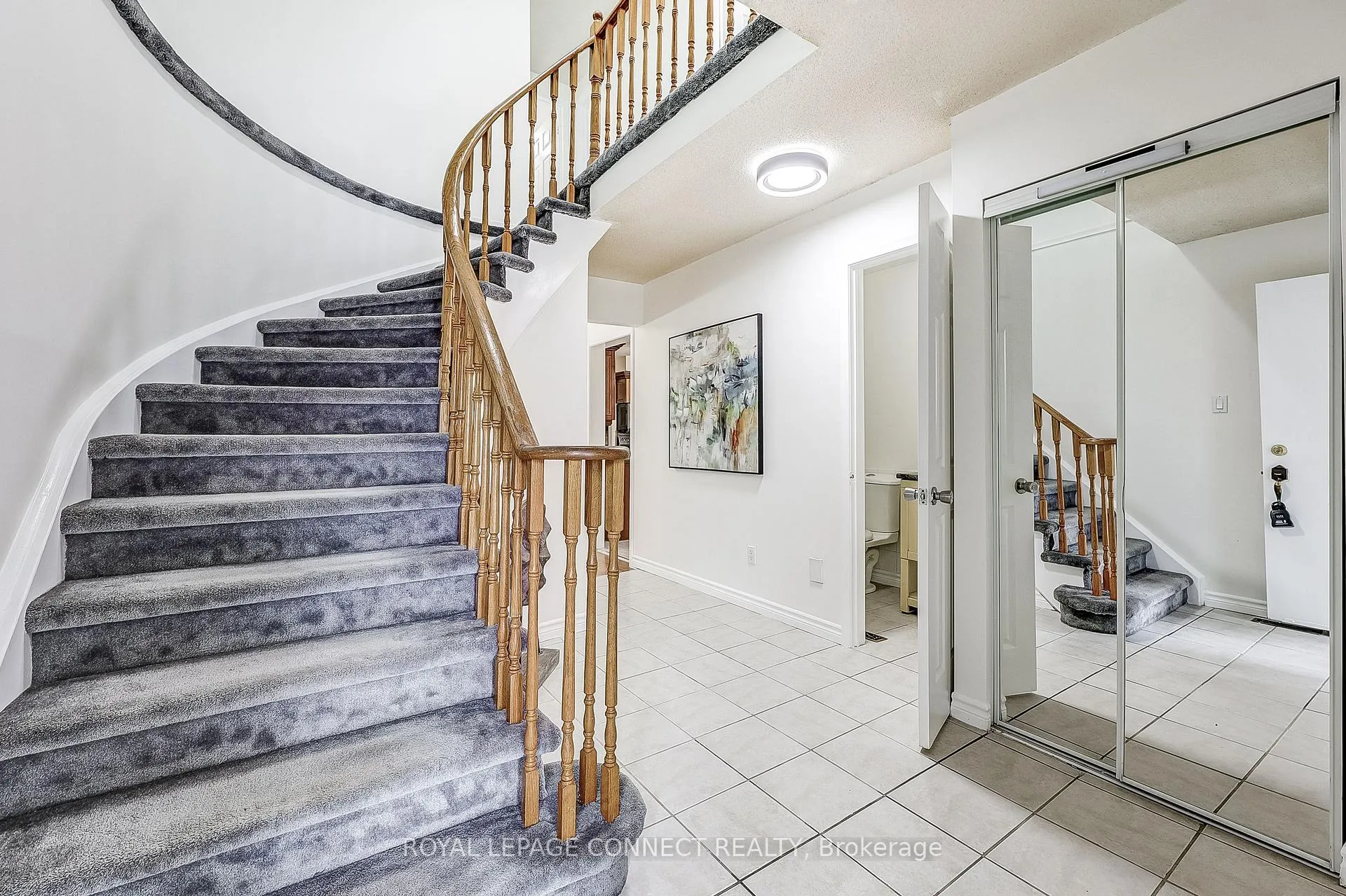 Photo 4 of 44 Goodwood Drive, Markham, Middlefield — HOMEH