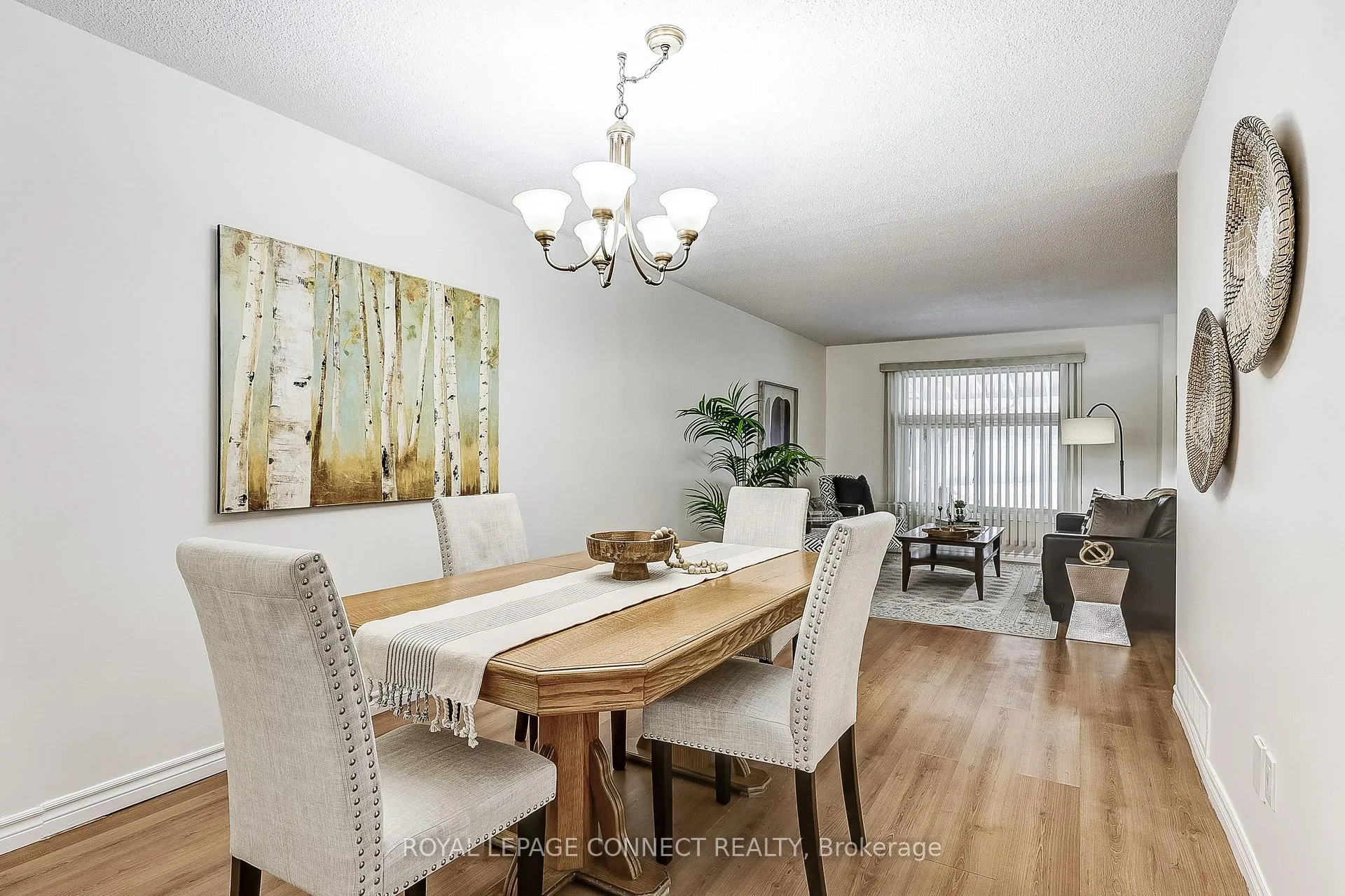 Photo 6 of 44 Goodwood Drive, Markham, Middlefield — HOMEH