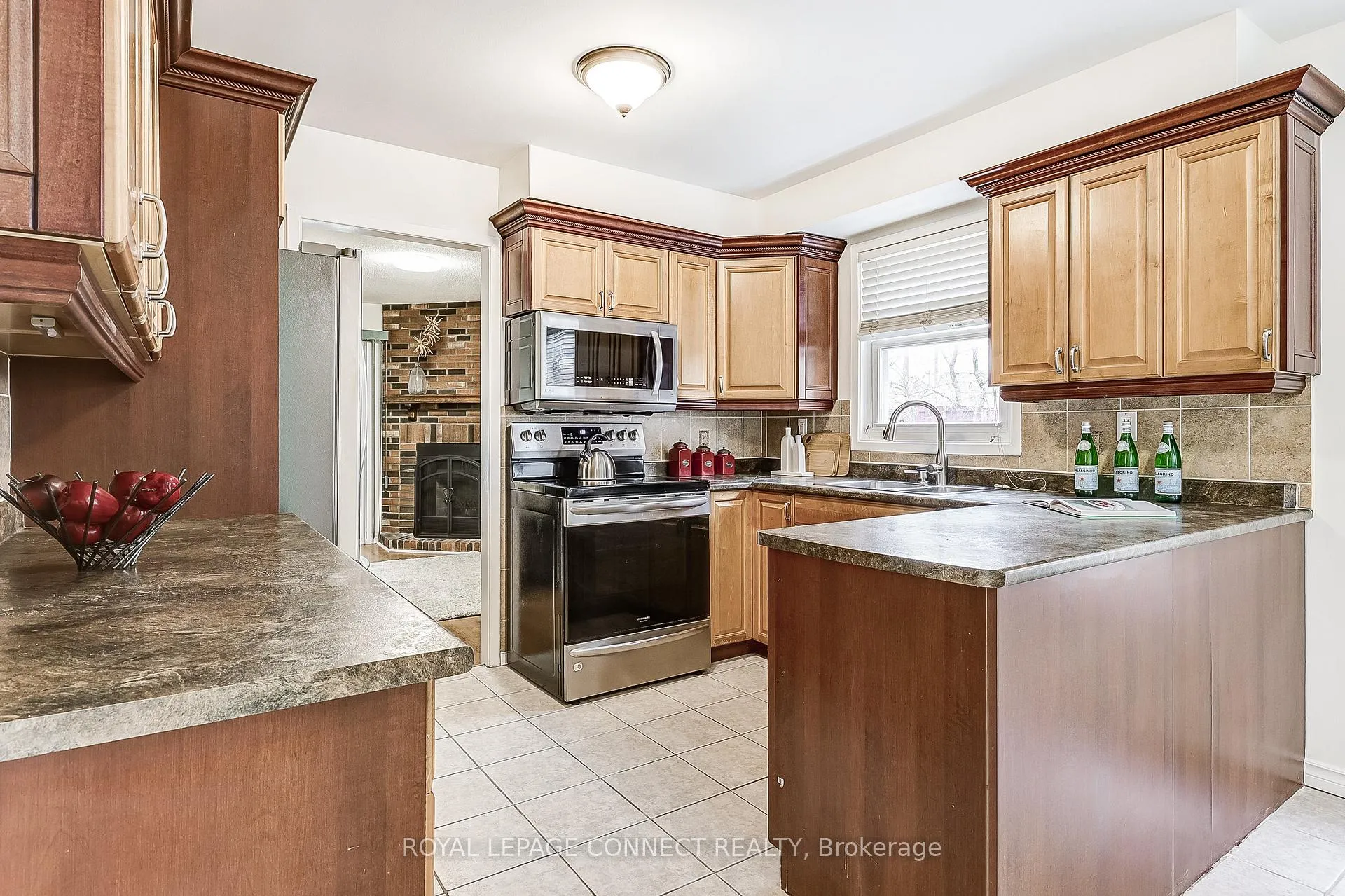 Photo 14 of 44 Goodwood Drive, Markham, Middlefield — HOMEH