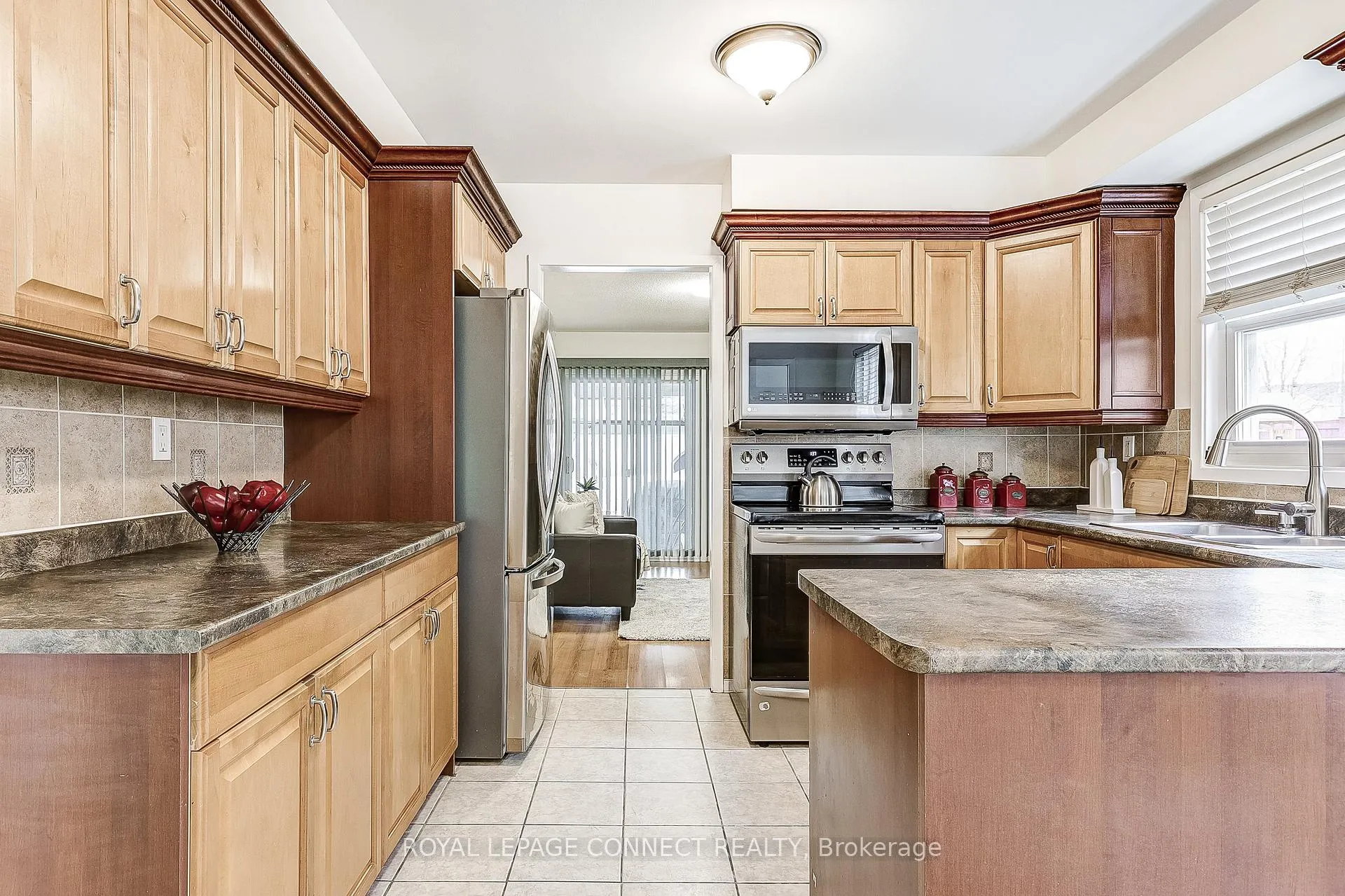 Photo 15 of 44 Goodwood Drive, Markham, Middlefield — HOMEH