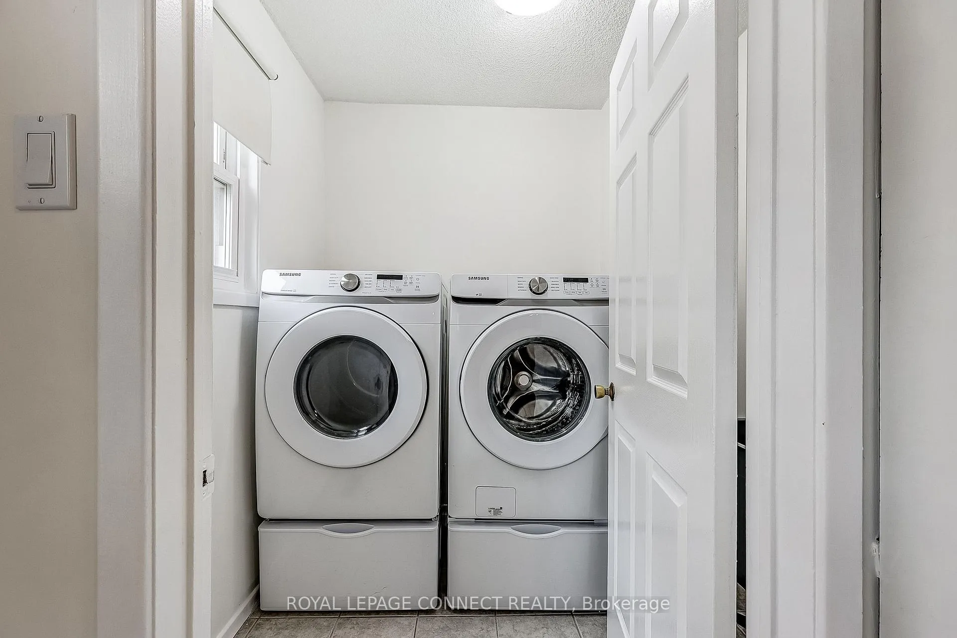 Photo 18 of 44 Goodwood Drive, Markham, Middlefield — HOMEH