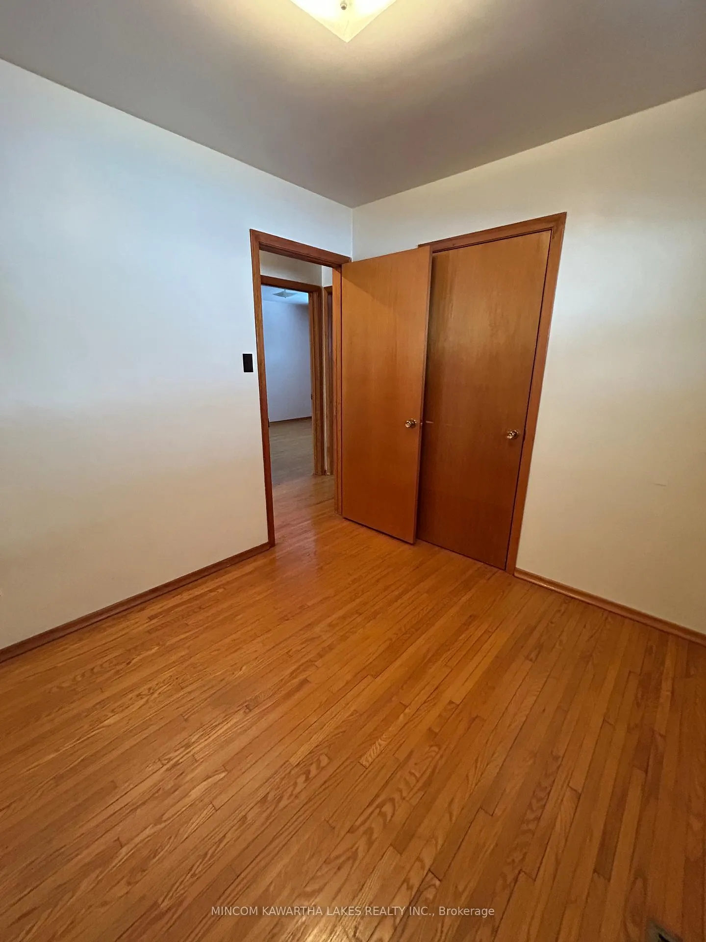 Photo 13 of 707 Otonabee Drive, Peterborough, Ashburnham Ward 4 — HOMEH