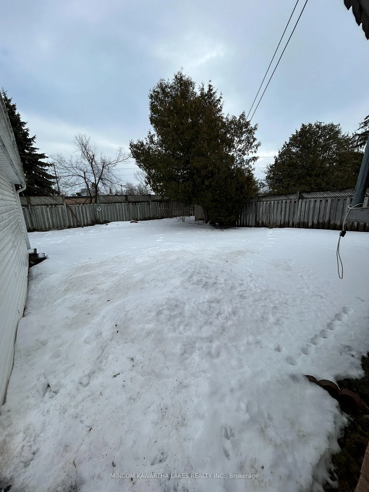 Photo 27 of 707 Otonabee Drive, Peterborough, Ashburnham Ward 4 — HOMEH