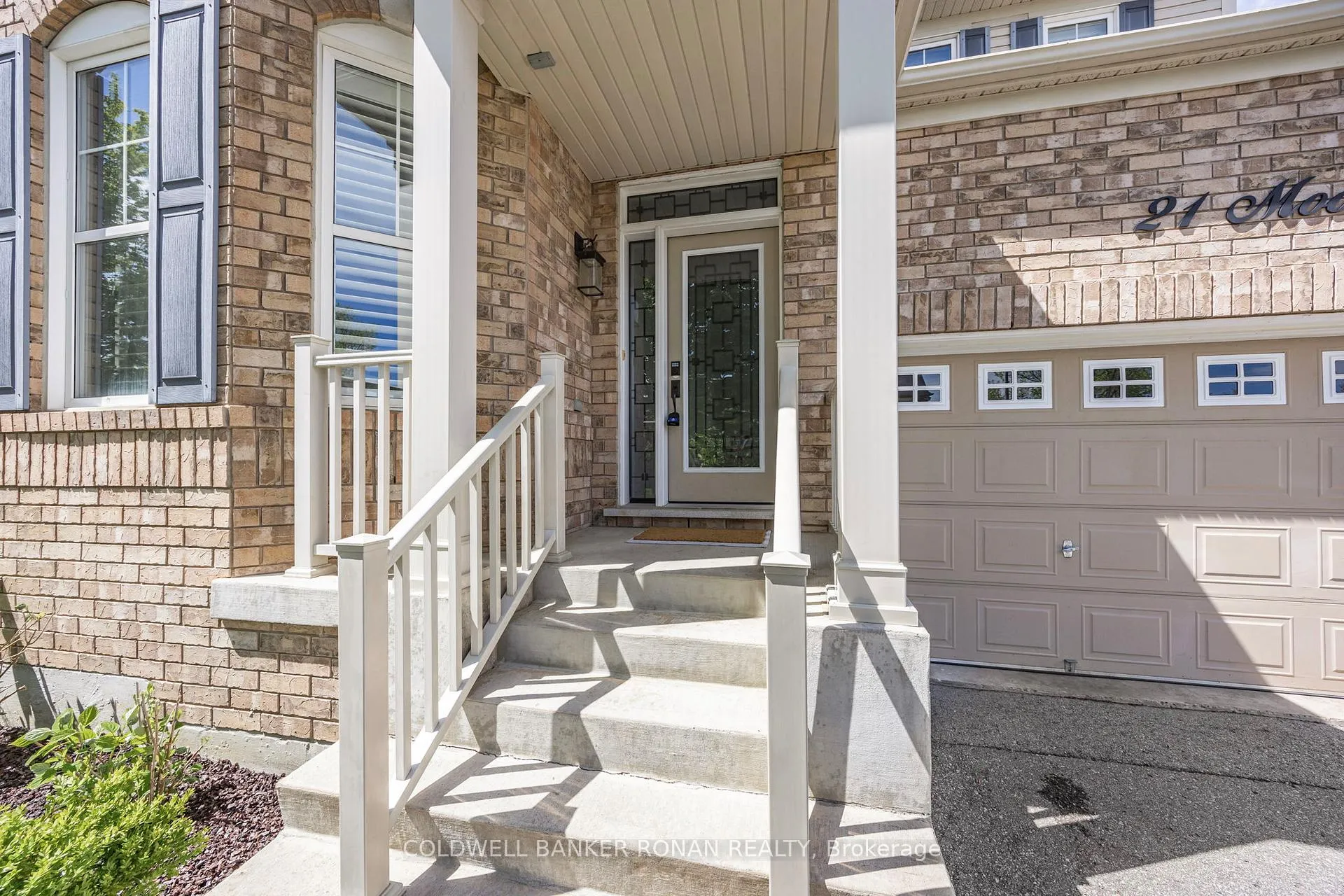 Photo 6 of 21 Mooney Trail, New Tecumseth, Alliston — HOMEH