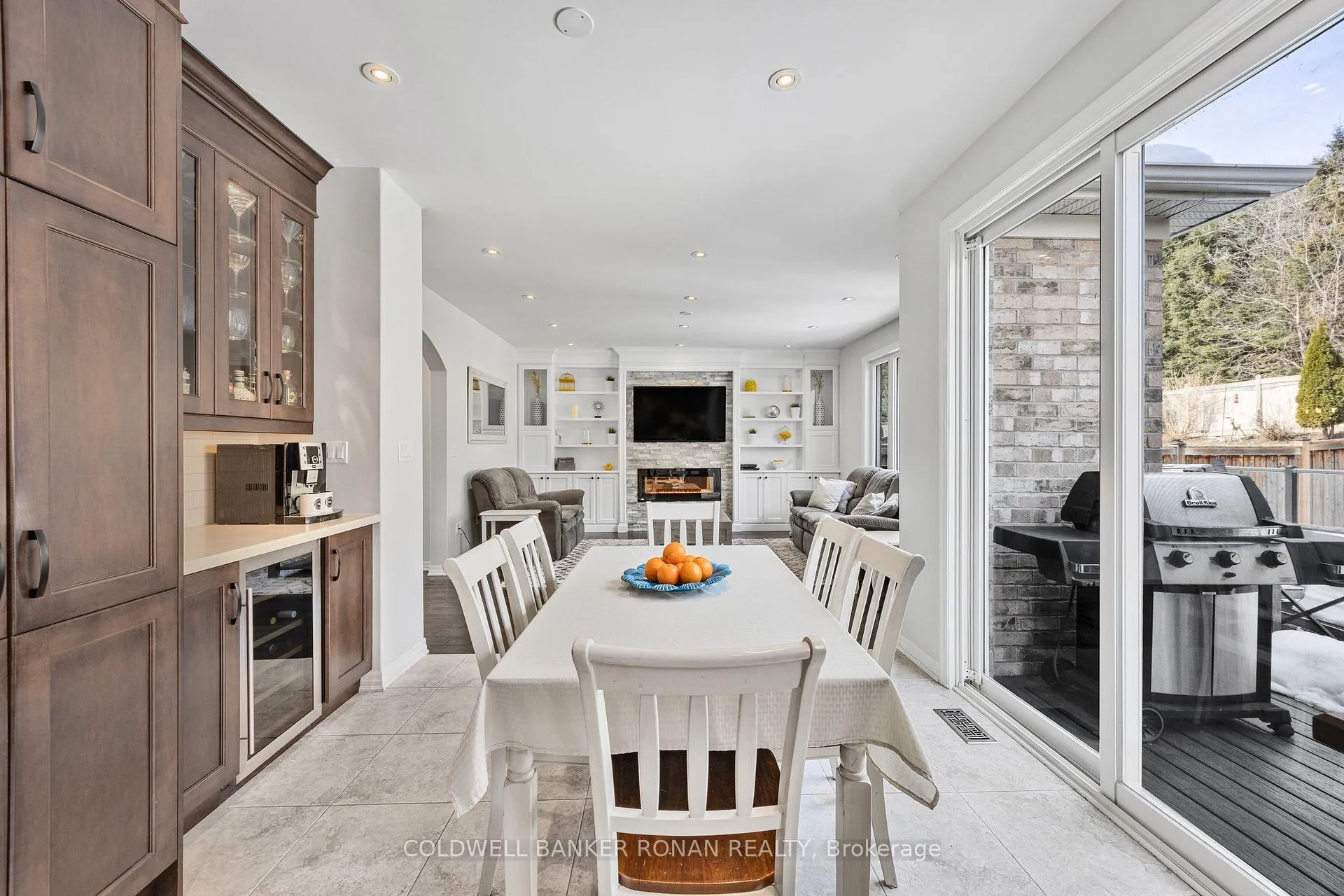 Photo 17 of 21 Mooney Trail, New Tecumseth, Alliston — HOMEH