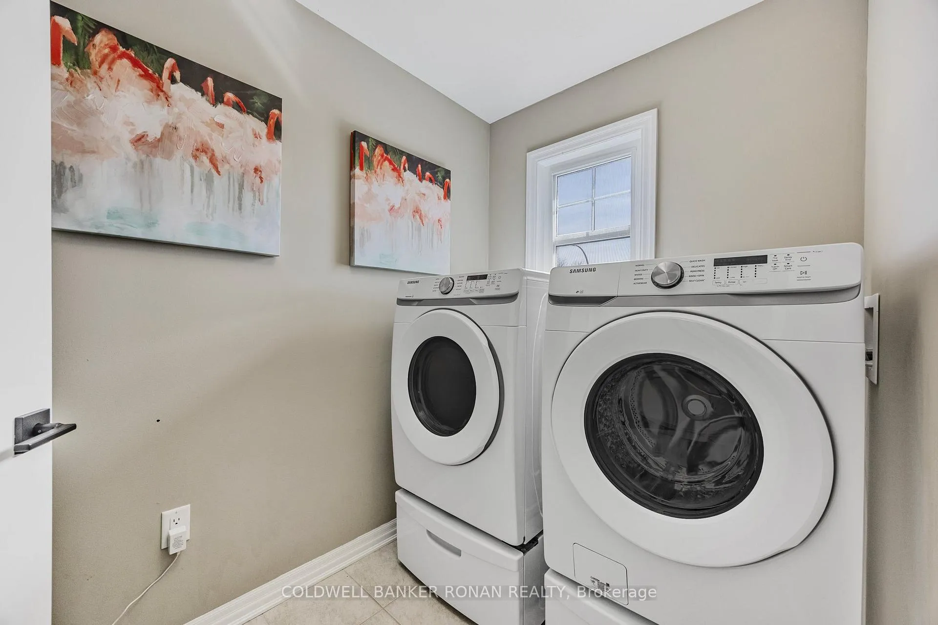 Photo 39 of 21 Mooney Trail, New Tecumseth, Alliston — HOMEH