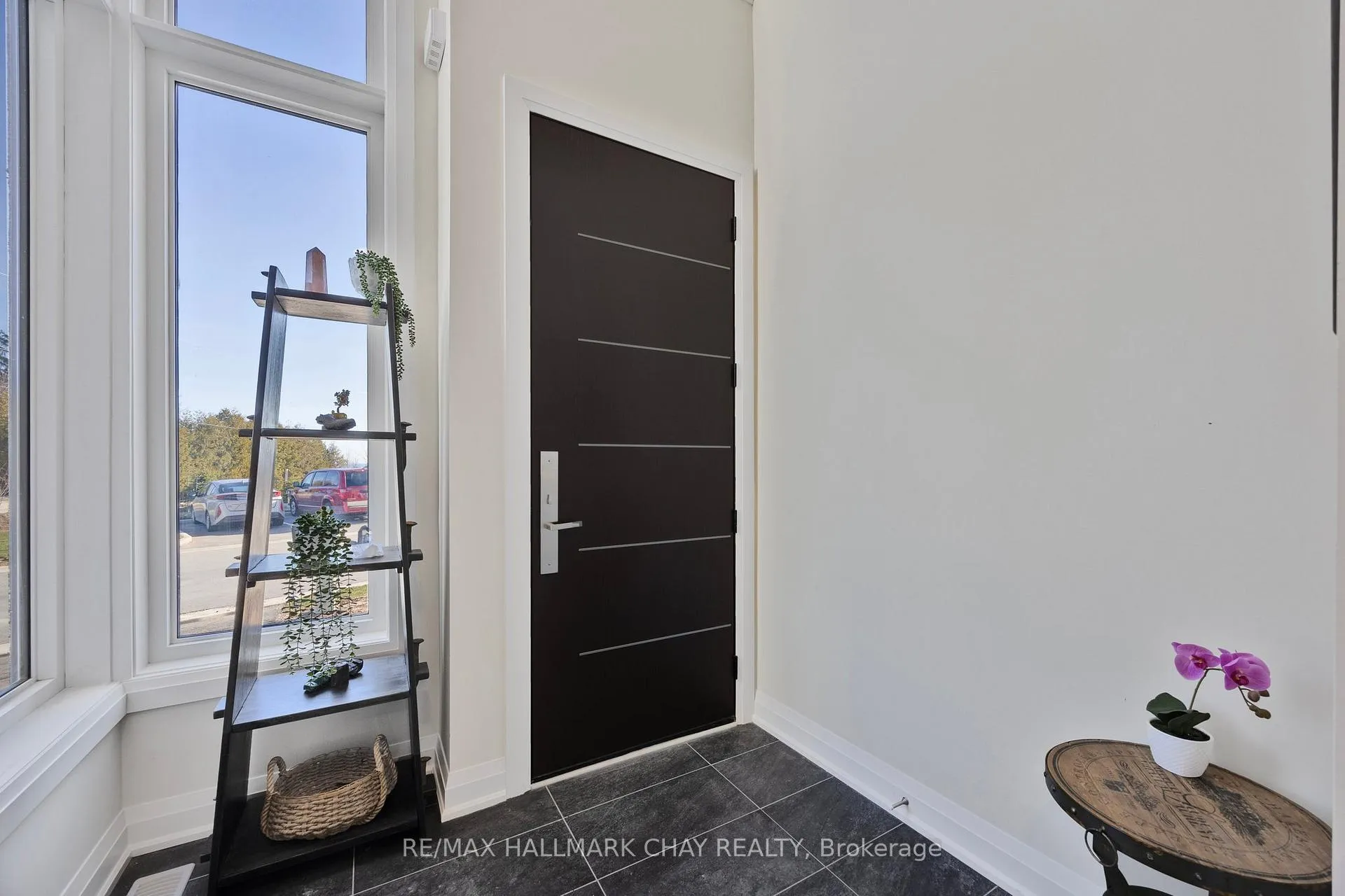 Photo 5 of 3 Waterview Lane, Clarington, Newcastle — HOMEH