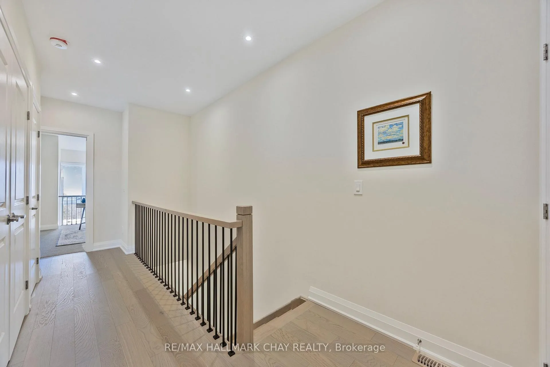 Photo 22 of 3 Waterview Lane, Clarington, Newcastle — HOMEH