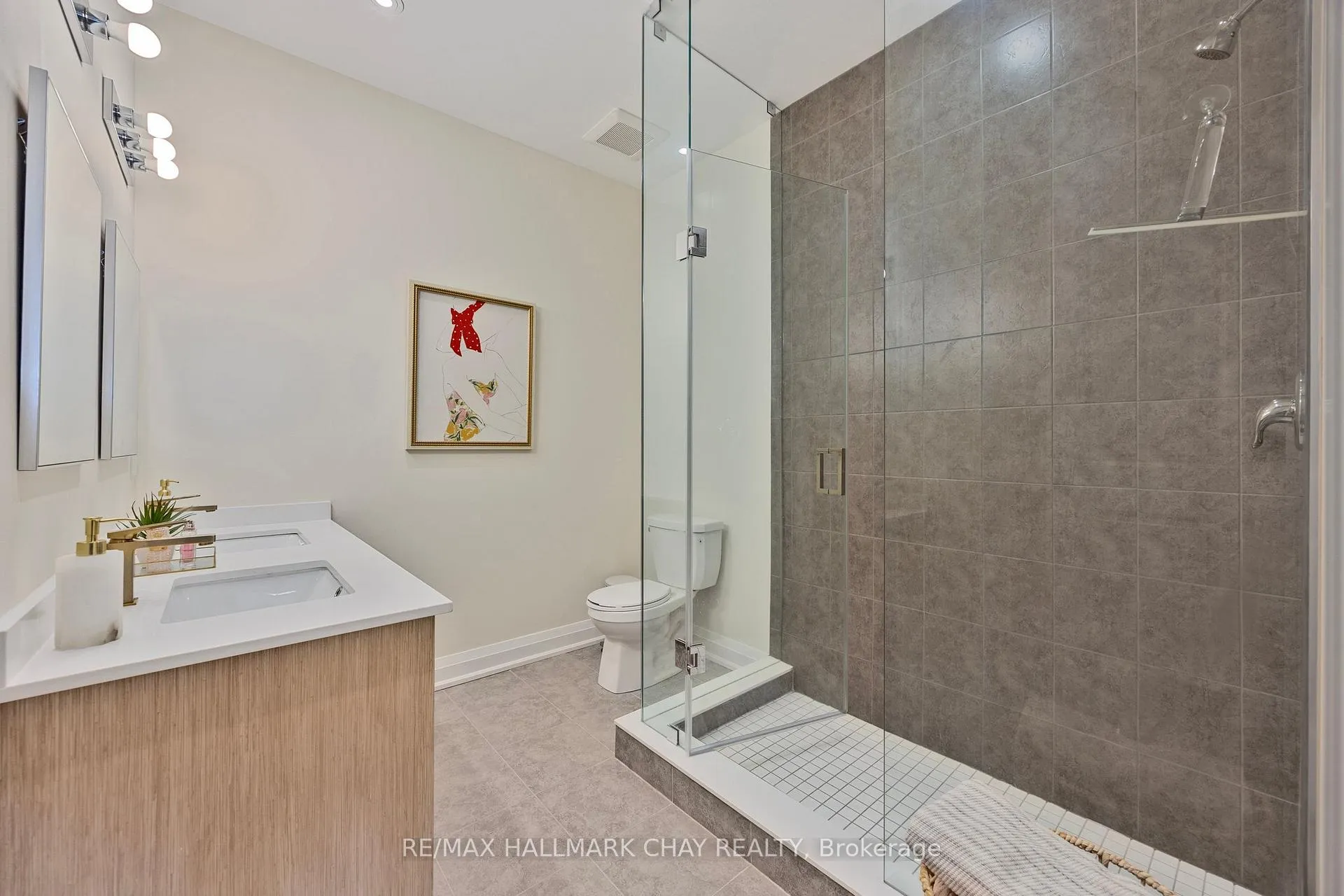 Photo 26 of 3 Waterview Lane, Clarington, Newcastle — HOMEH