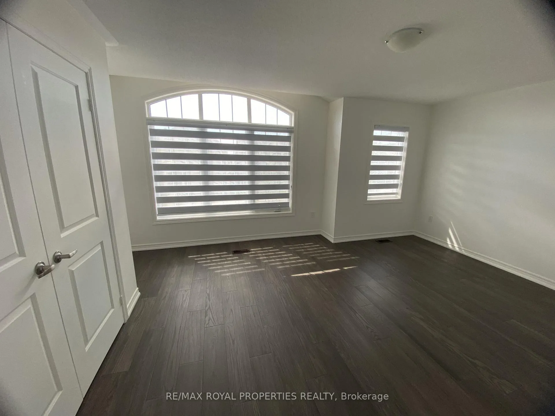 Photo 23 of 83 Whitehand Drive, Clarington, Newcastle — HOMEH