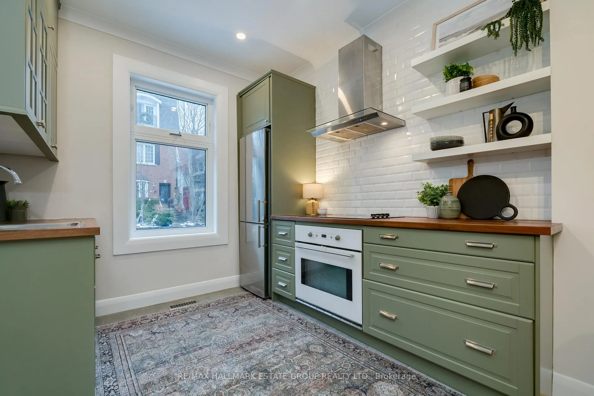 Photo 5 of 33 Austin Avenue, Toronto, South Riverdale — HOMEH