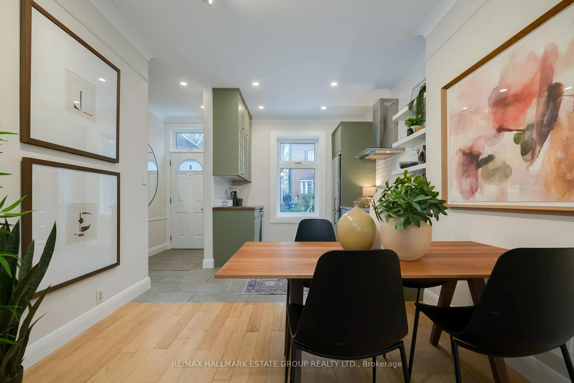 Photo 9 of 33 Austin Avenue, Toronto, South Riverdale — HOMEH