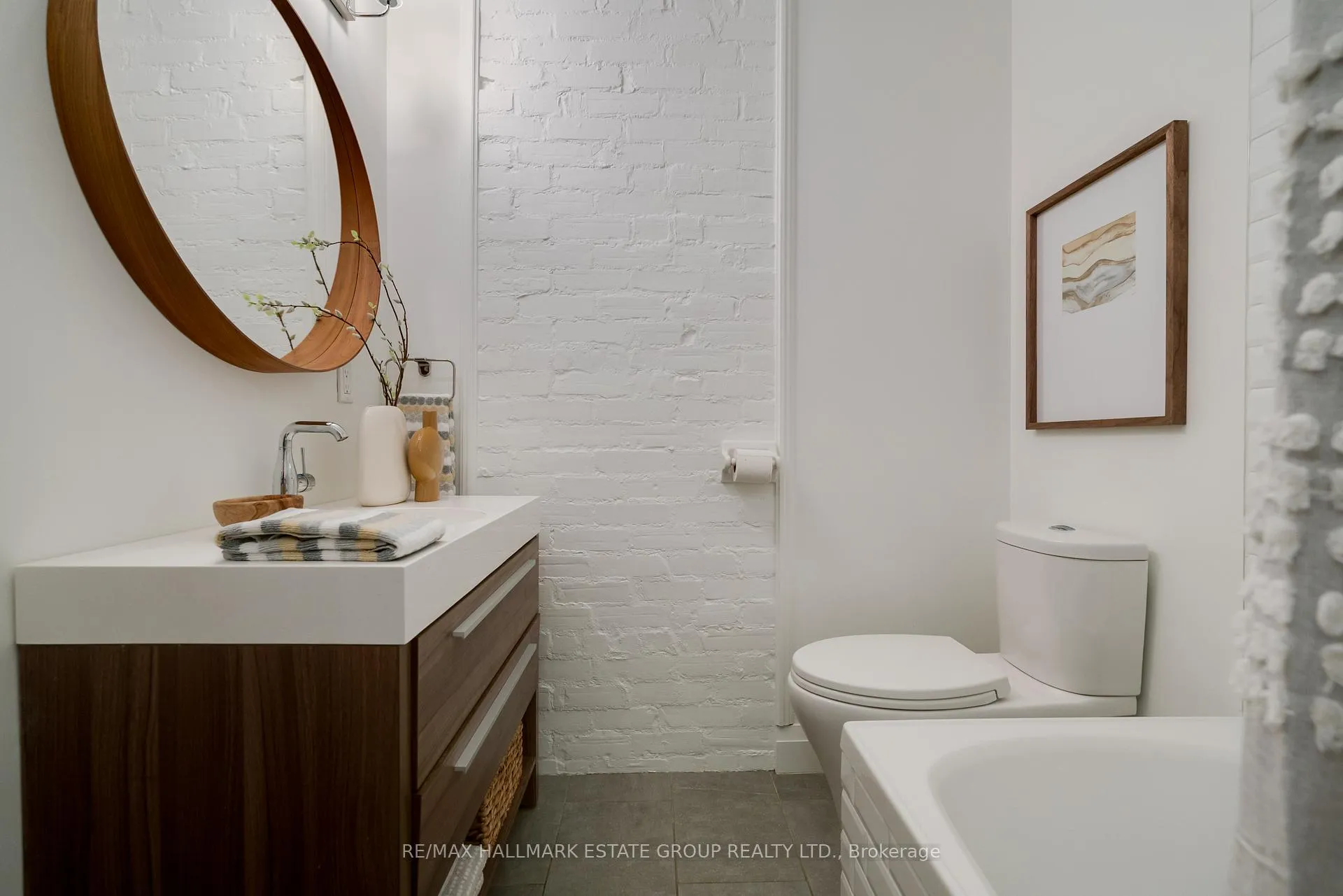 Photo 14 of 33 Austin Avenue, Toronto, South Riverdale — HOMEH