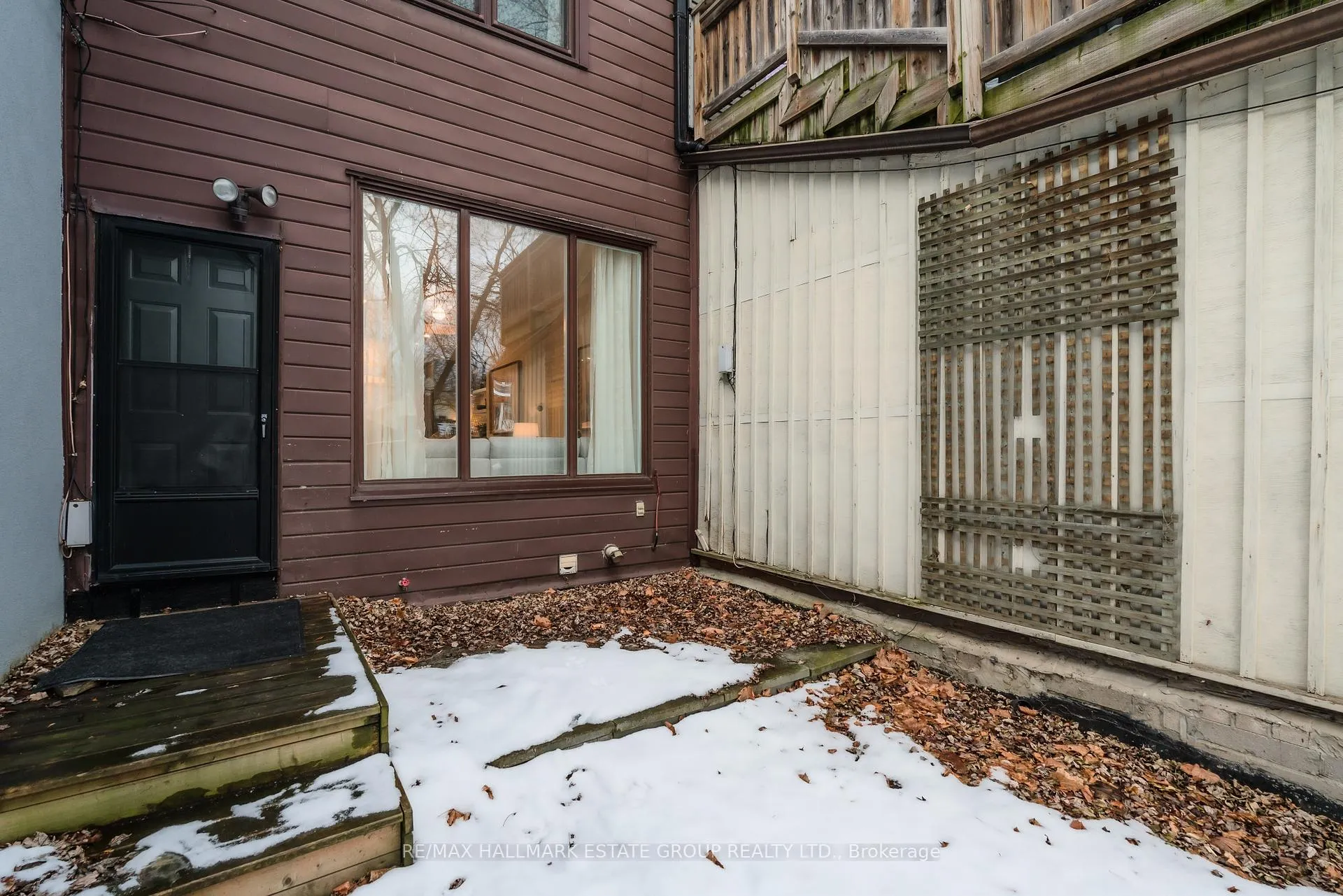 Photo 23 of 33 Austin Avenue, Toronto, South Riverdale — HOMEH