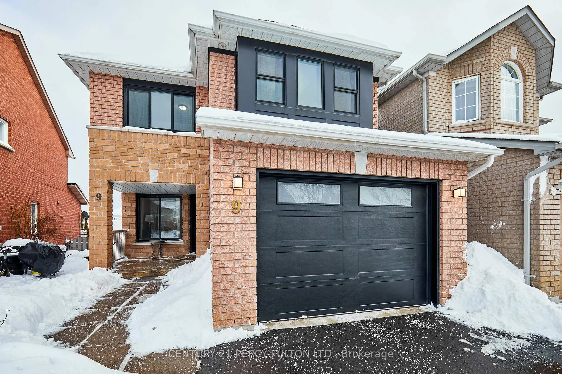 Photo 1 of 9 Brodie Court, Clarington, Bowmanville — HOMEH