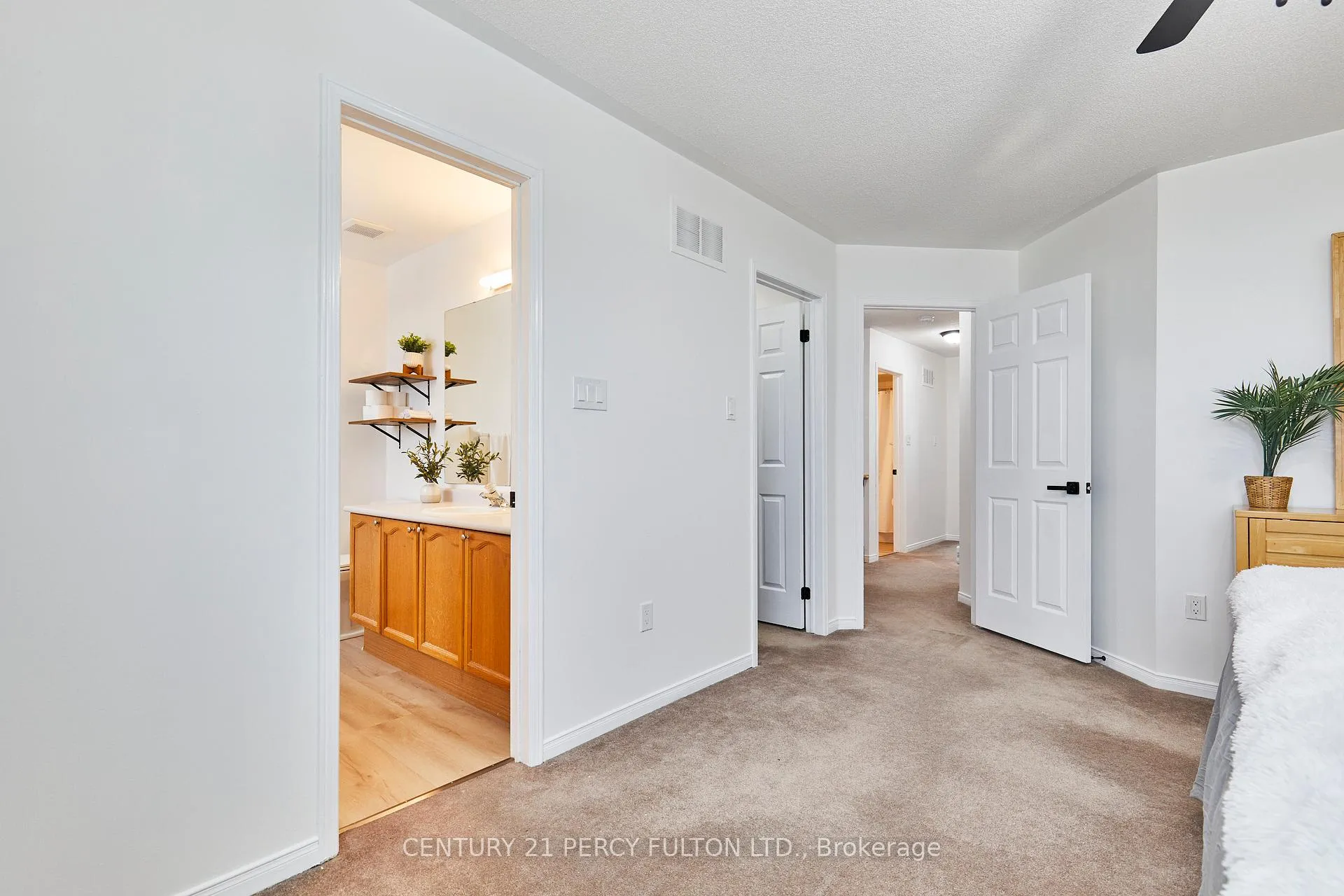 Photo 13 of 9 Brodie Court, Clarington, Bowmanville — HOMEH