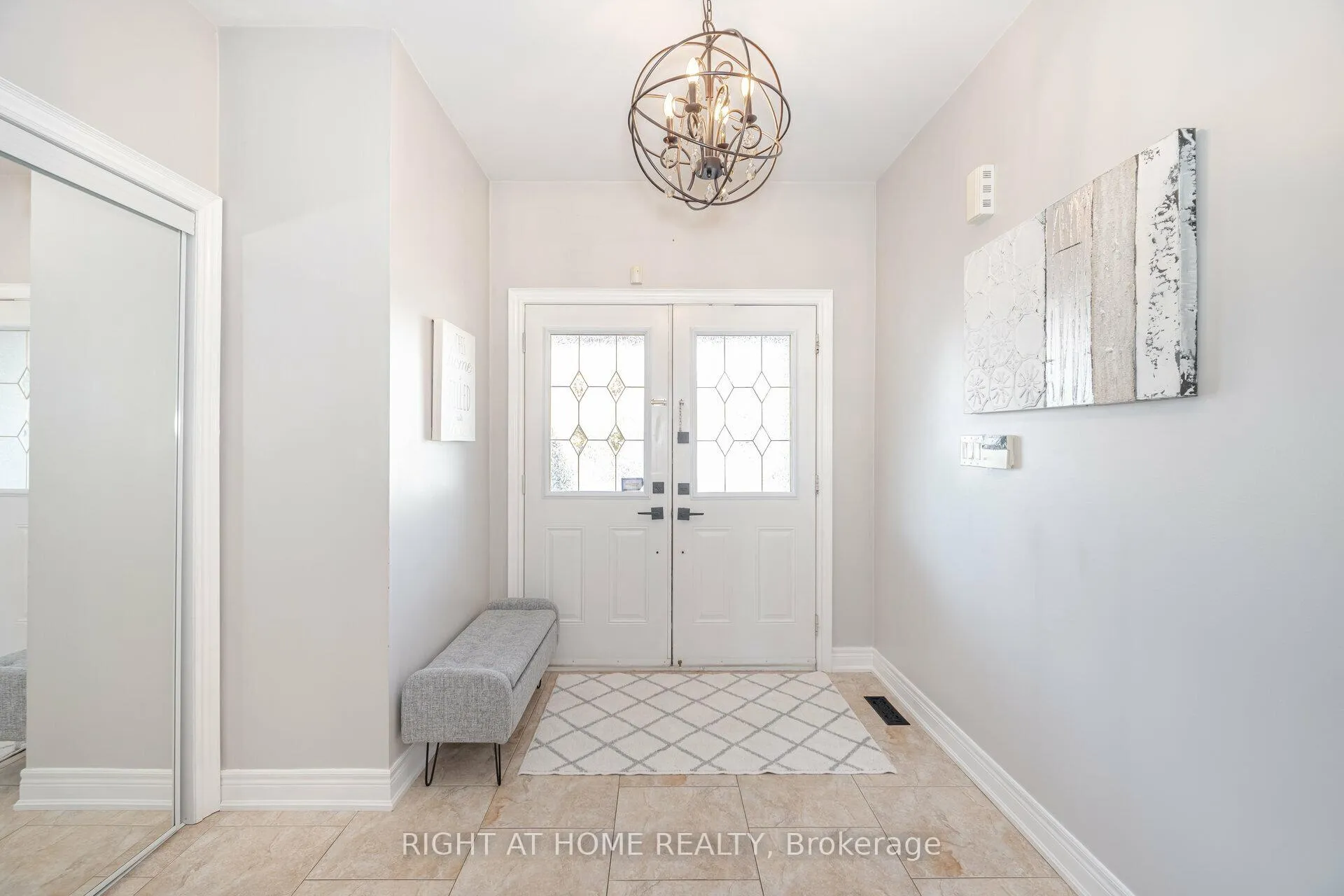 Photo 8 of 29 Boticelli Way, Vaughan, Vellore Village — HOMEH