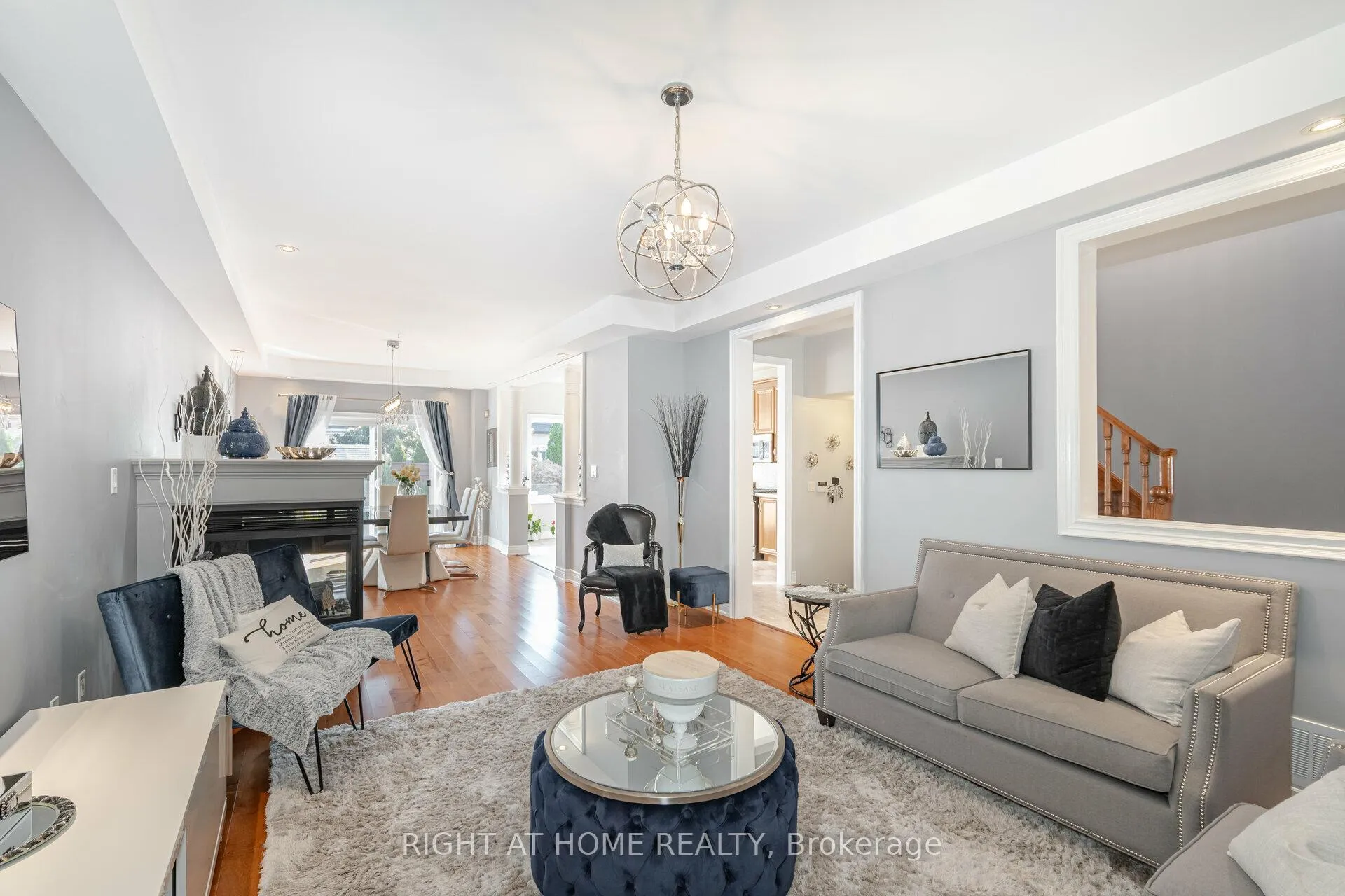 Photo 13 of 29 Boticelli Way, Vaughan, Vellore Village — HOMEH
